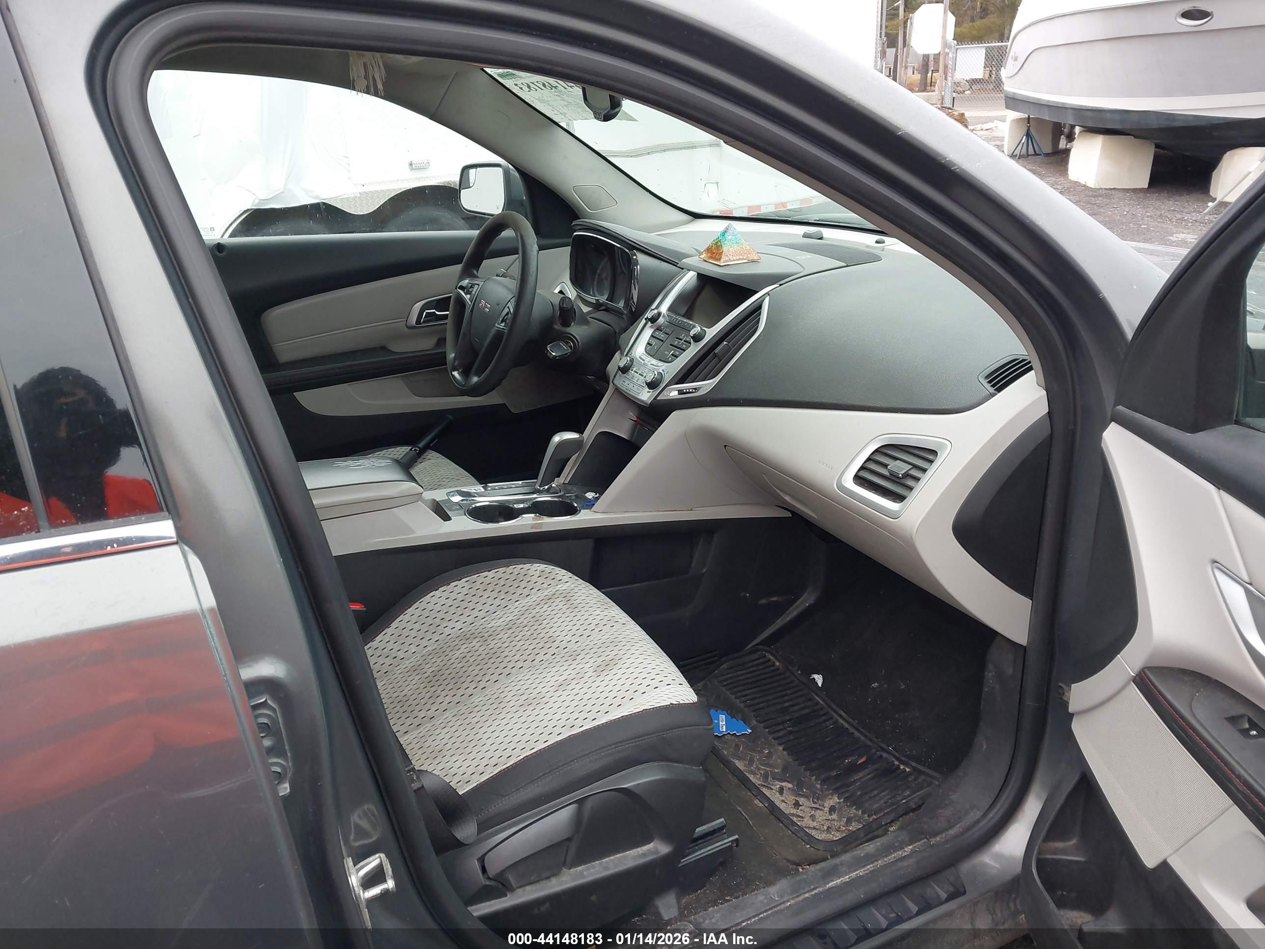 GMC TERRAIN image 5