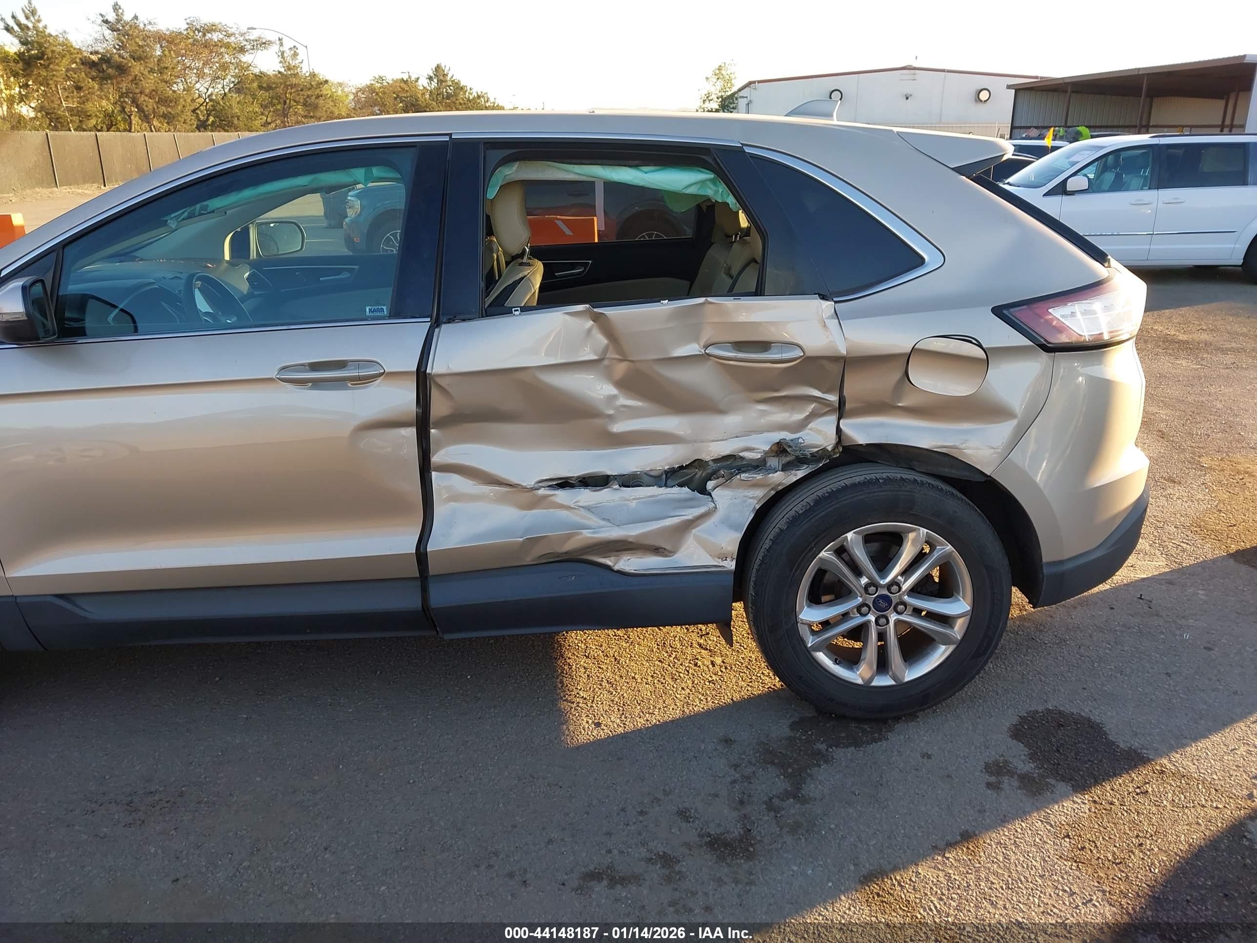 FORD EDGE image 6