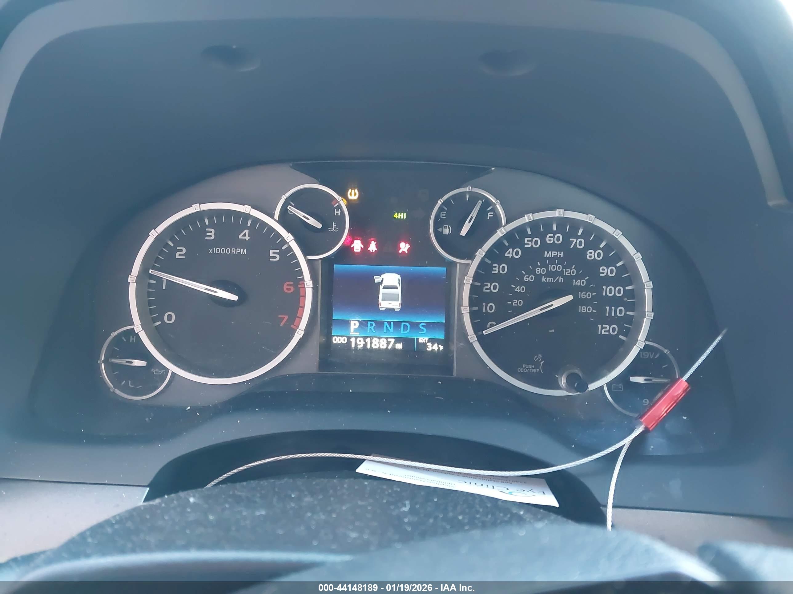 TOYOTA TUNDRA image 7