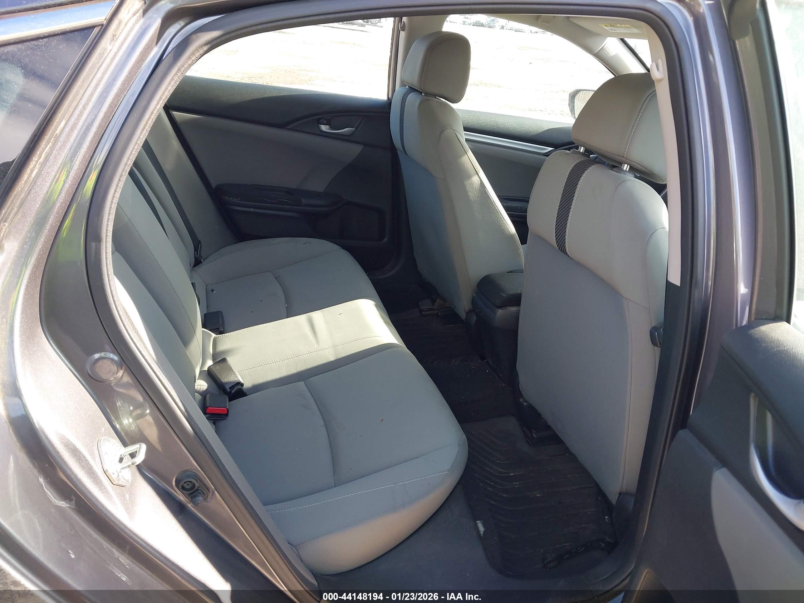 HONDA CIVIC image 8