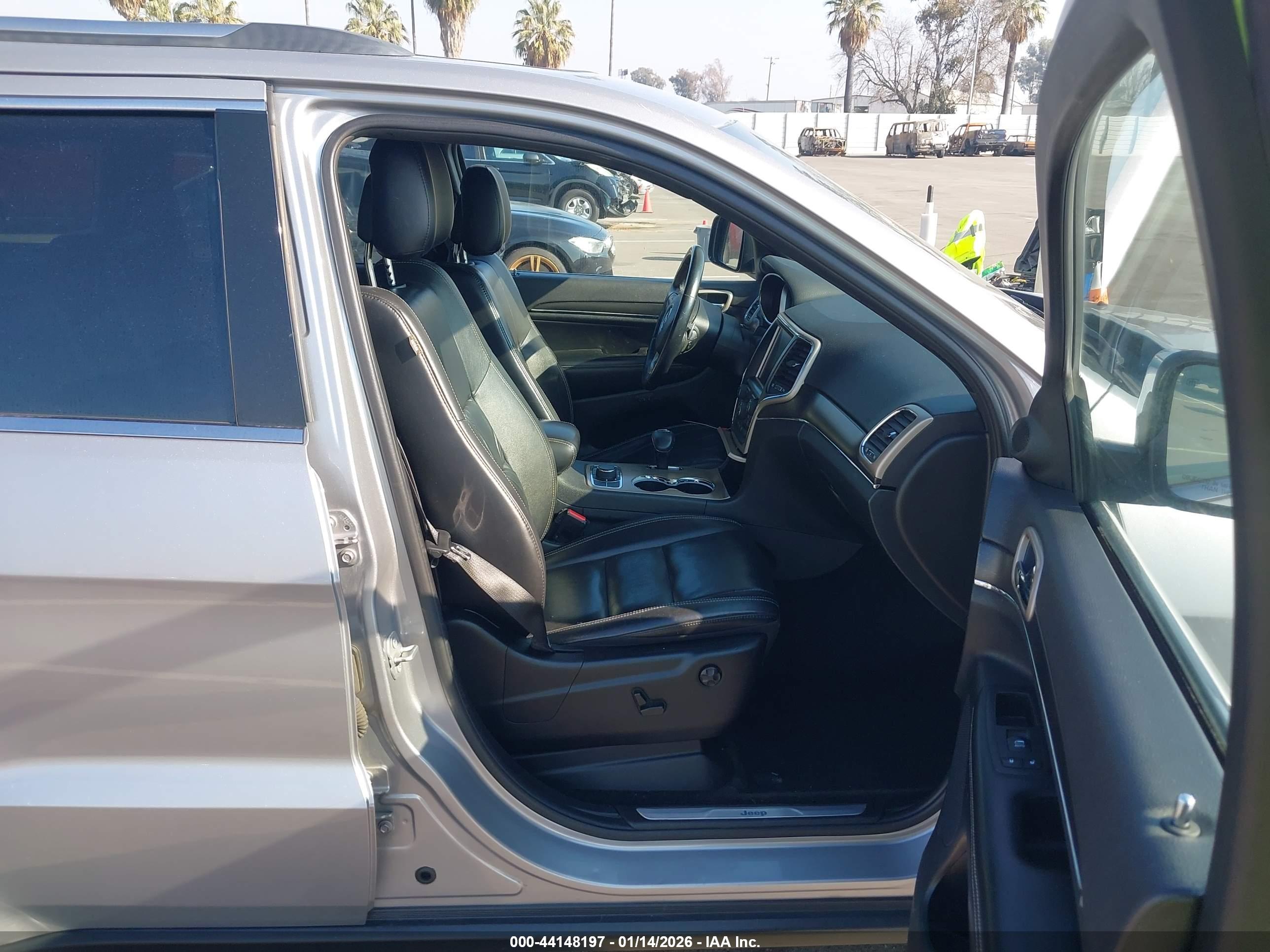JEEP GRAND image 5
