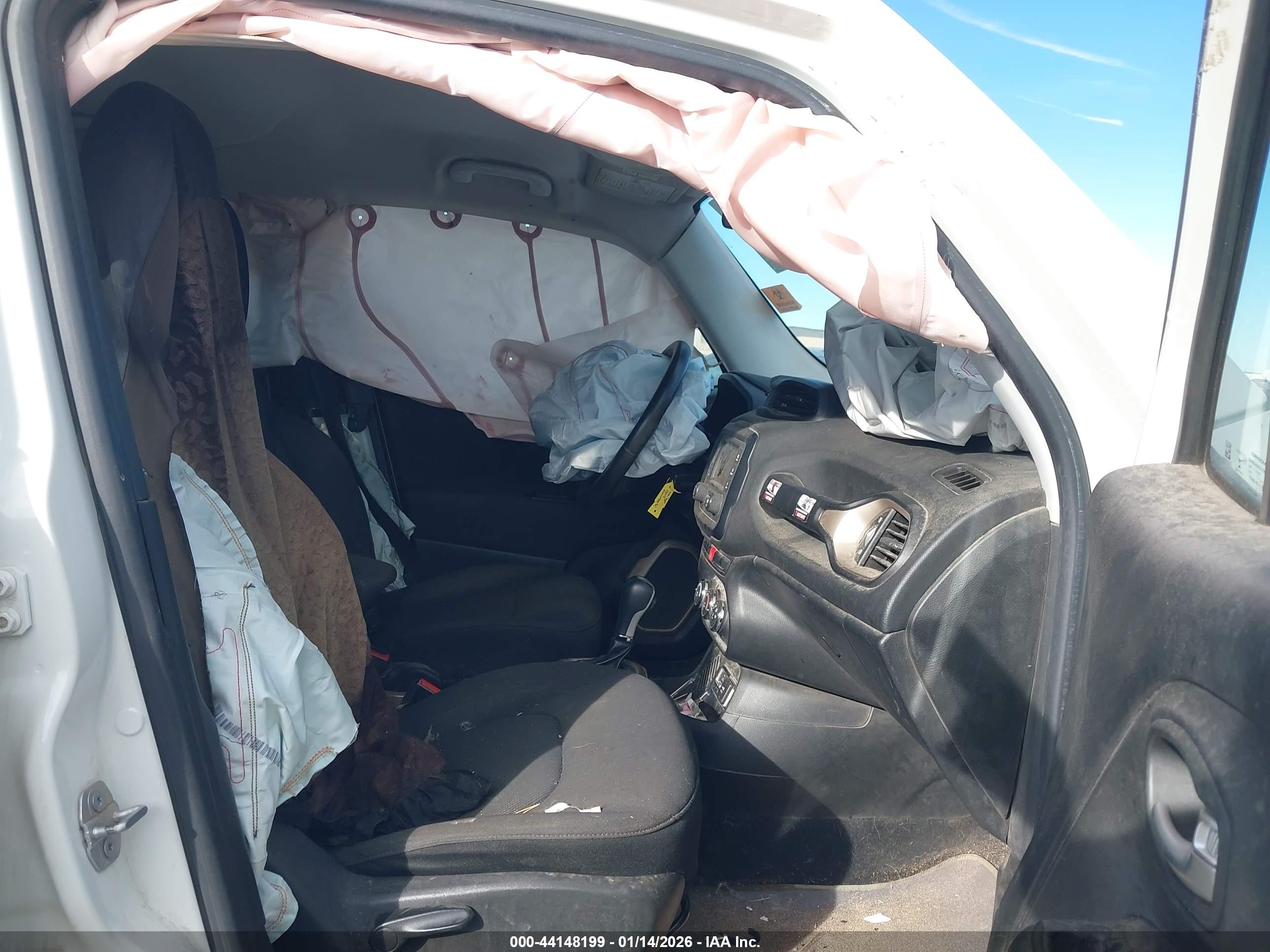 JEEP RENEGADE image 5