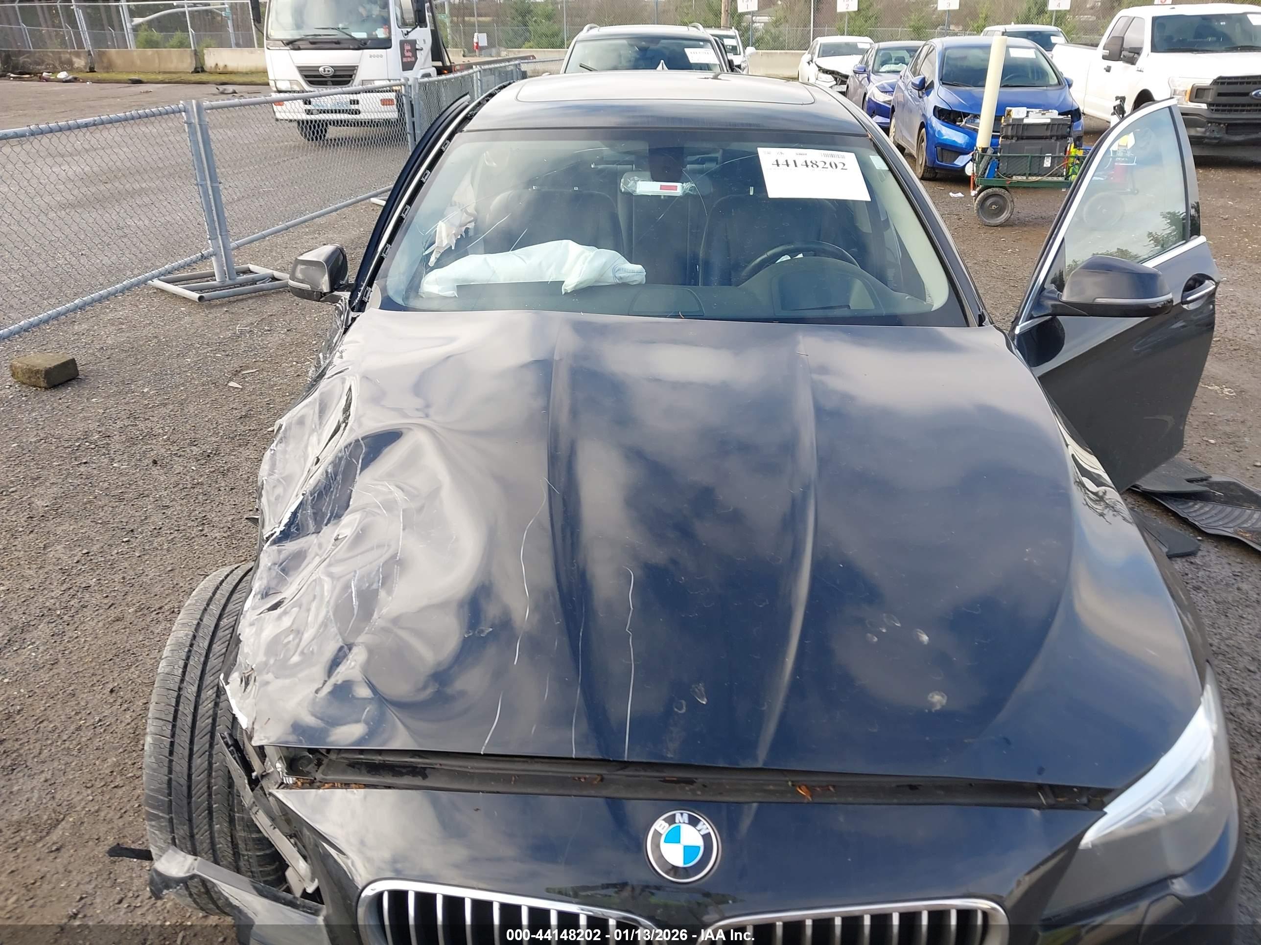 BMW 528I image 10