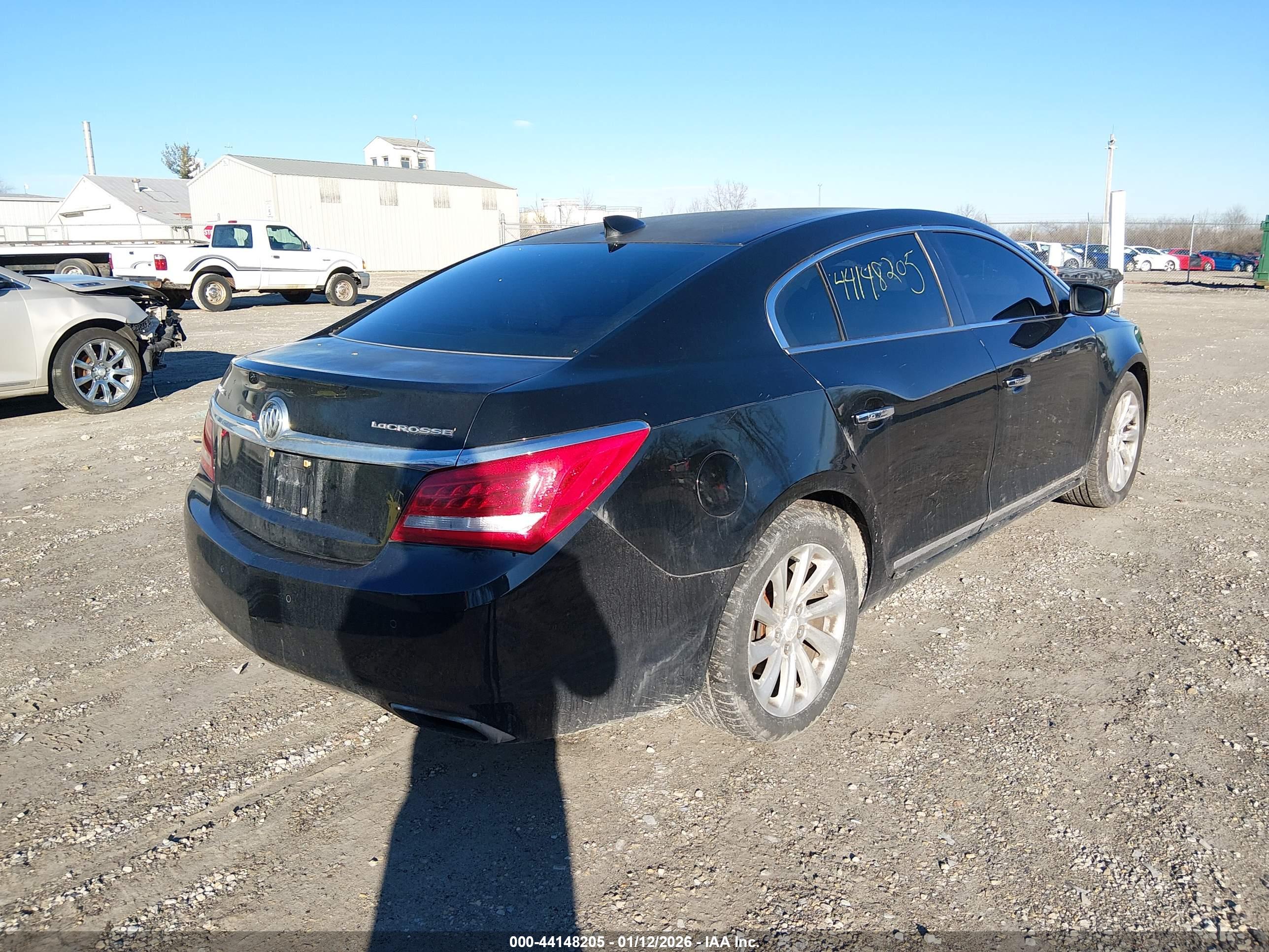 BUICK LACROSSE image 4