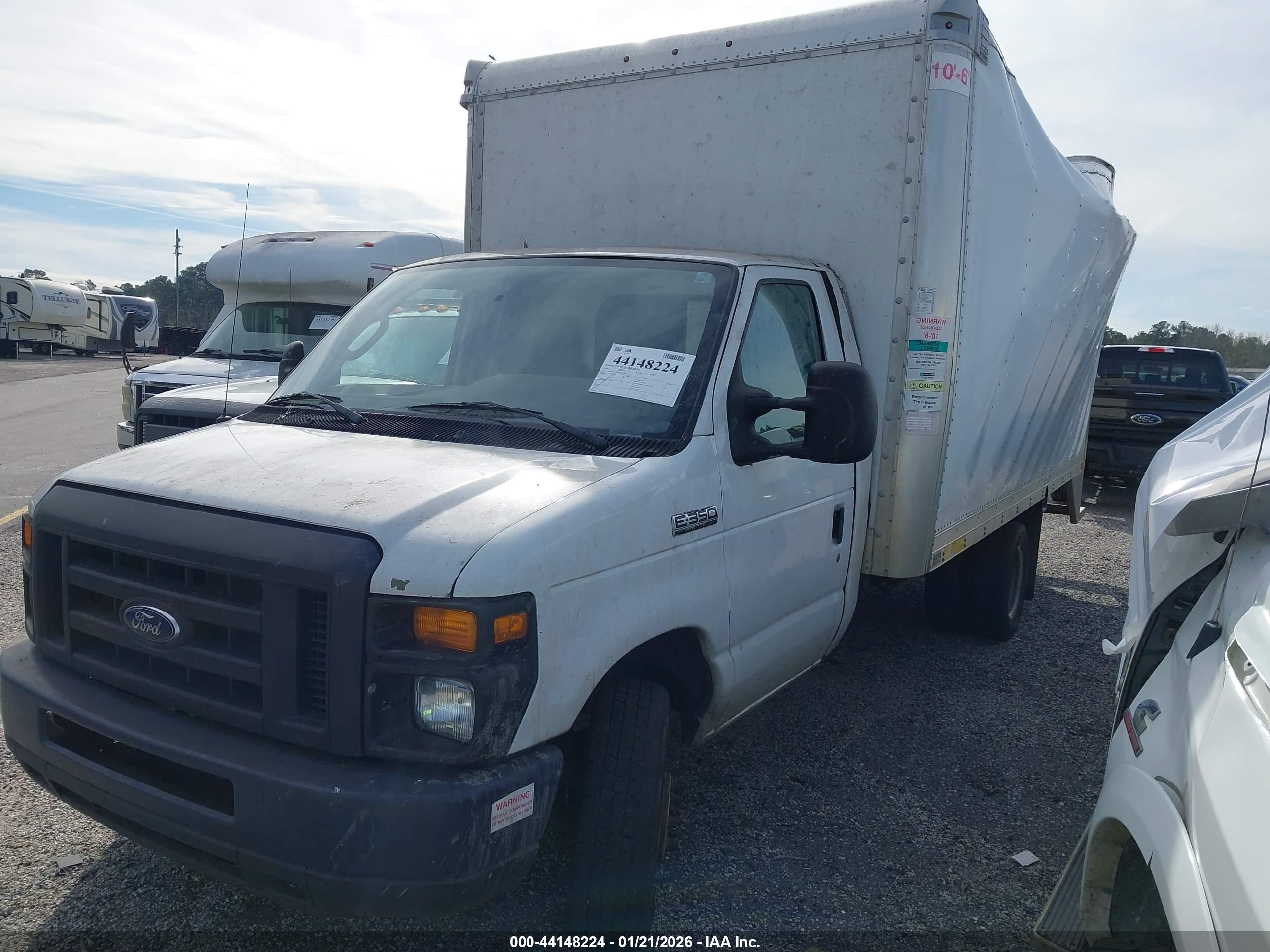 FORD E-350 image 2