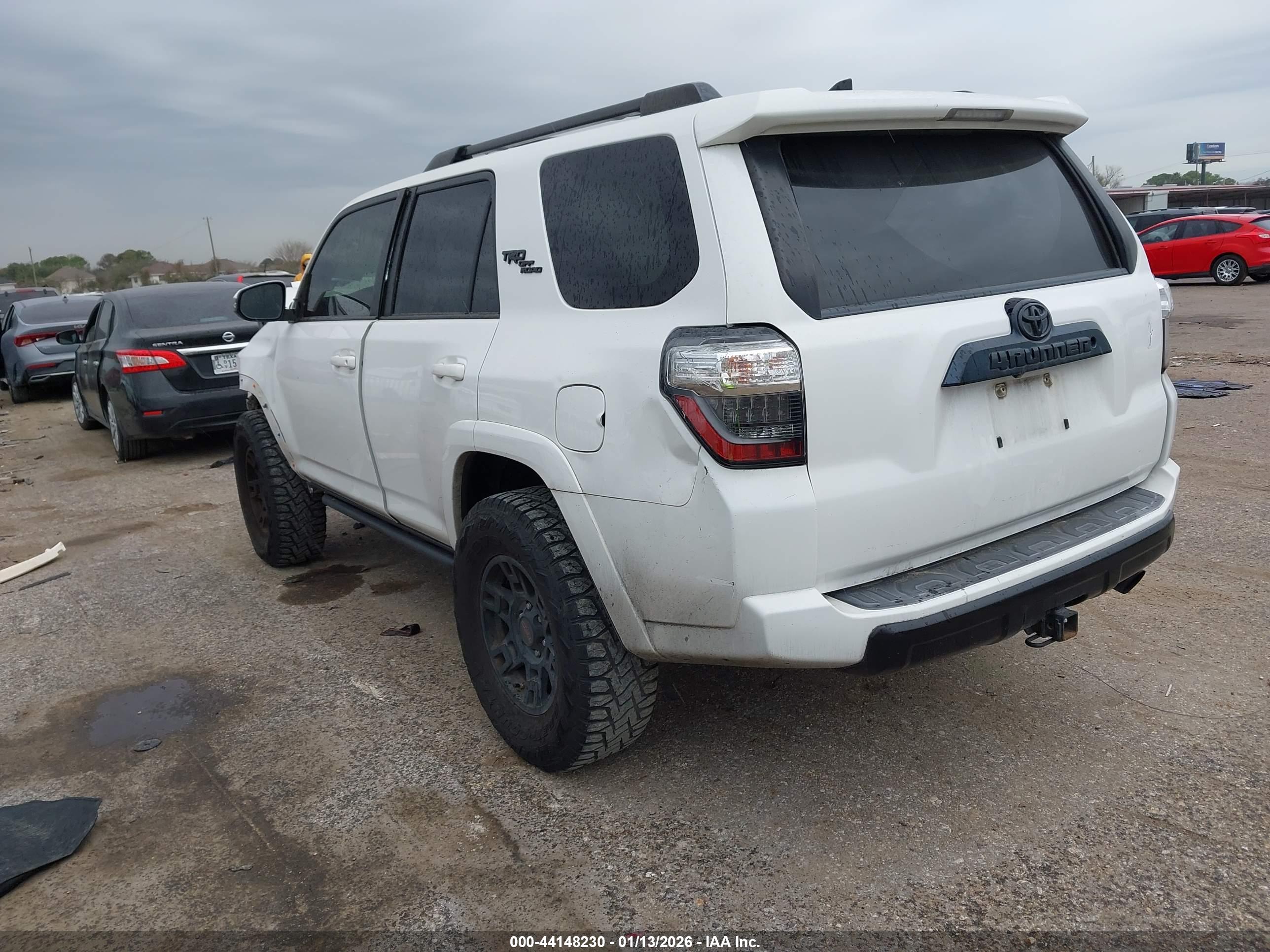 TOYOTA 4RUNNER image 3