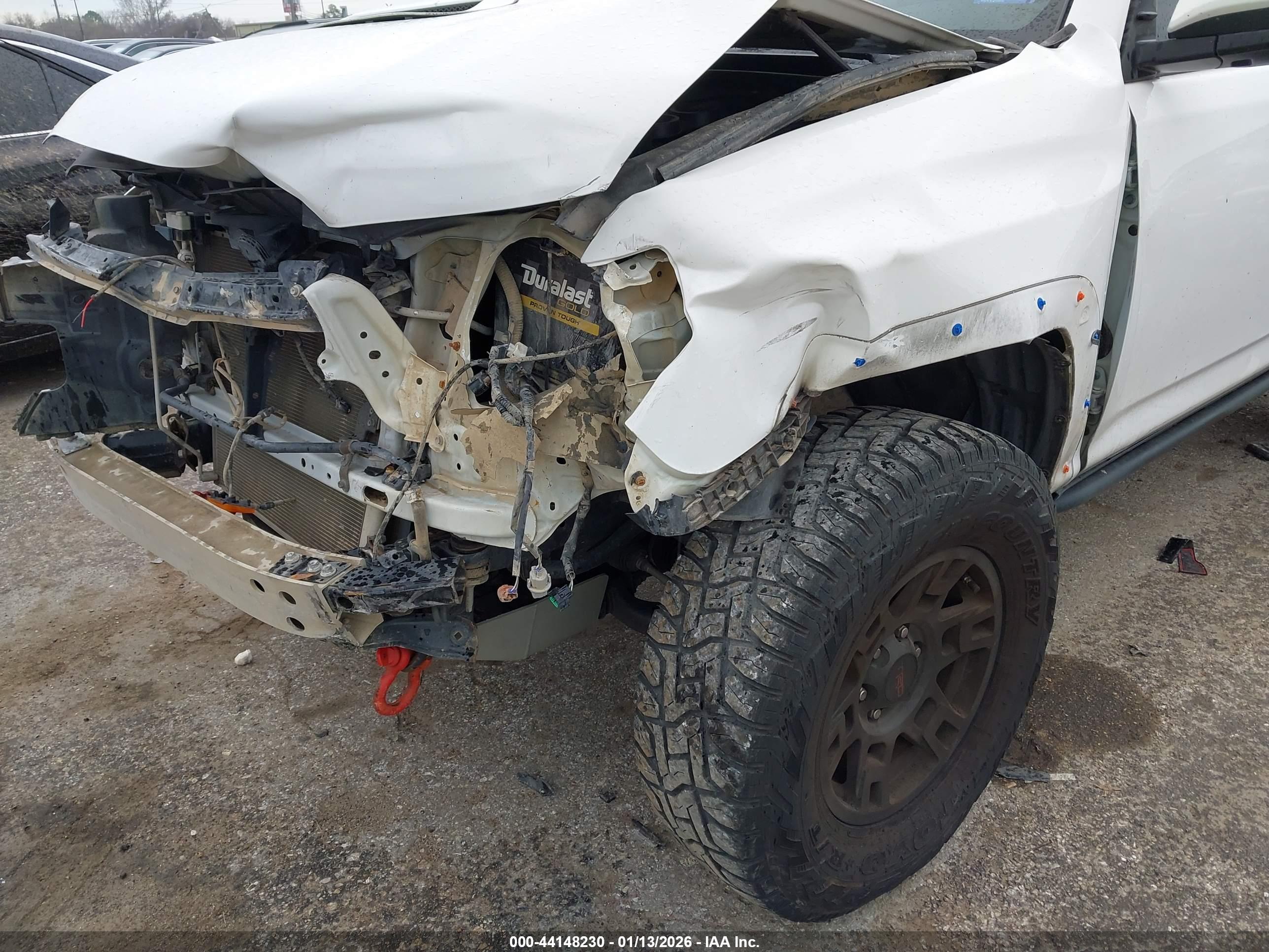 TOYOTA 4RUNNER image 6