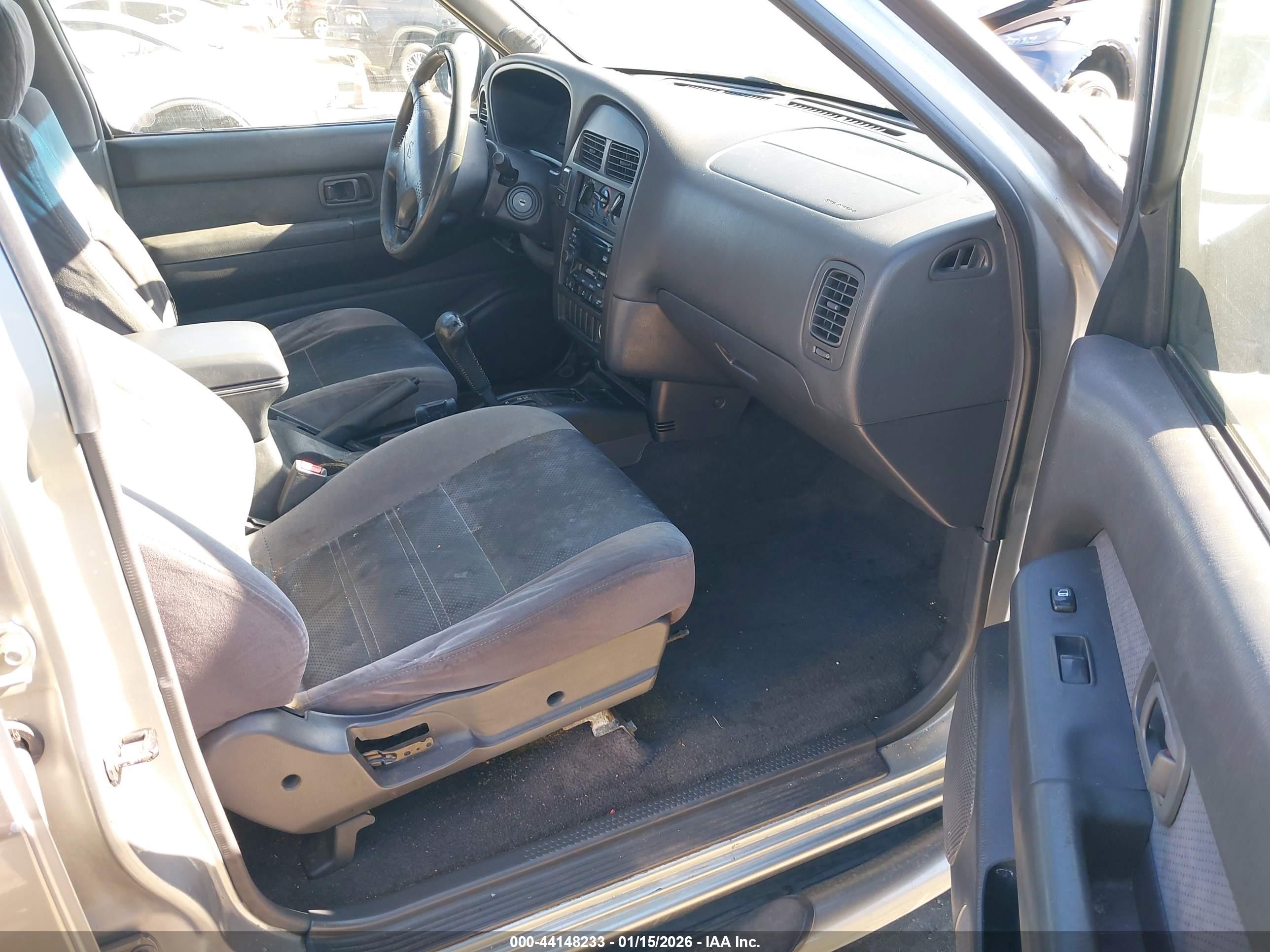 NISSAN PATHFINDER image 5