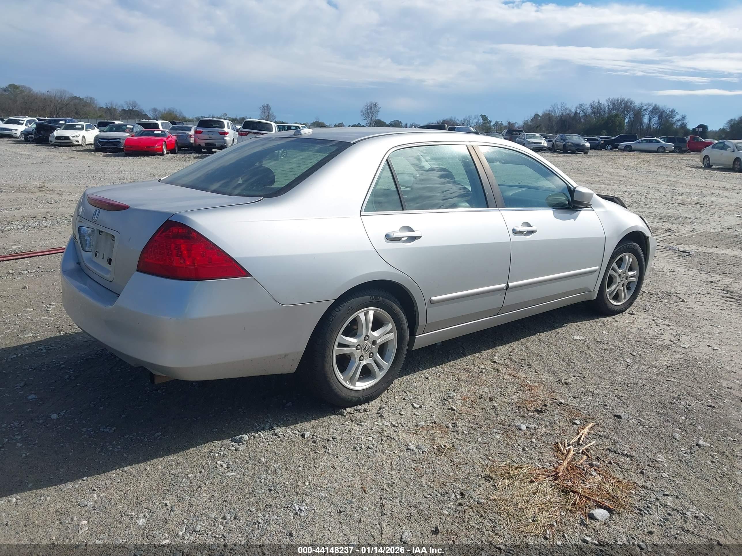 HONDA ACCORD image 4