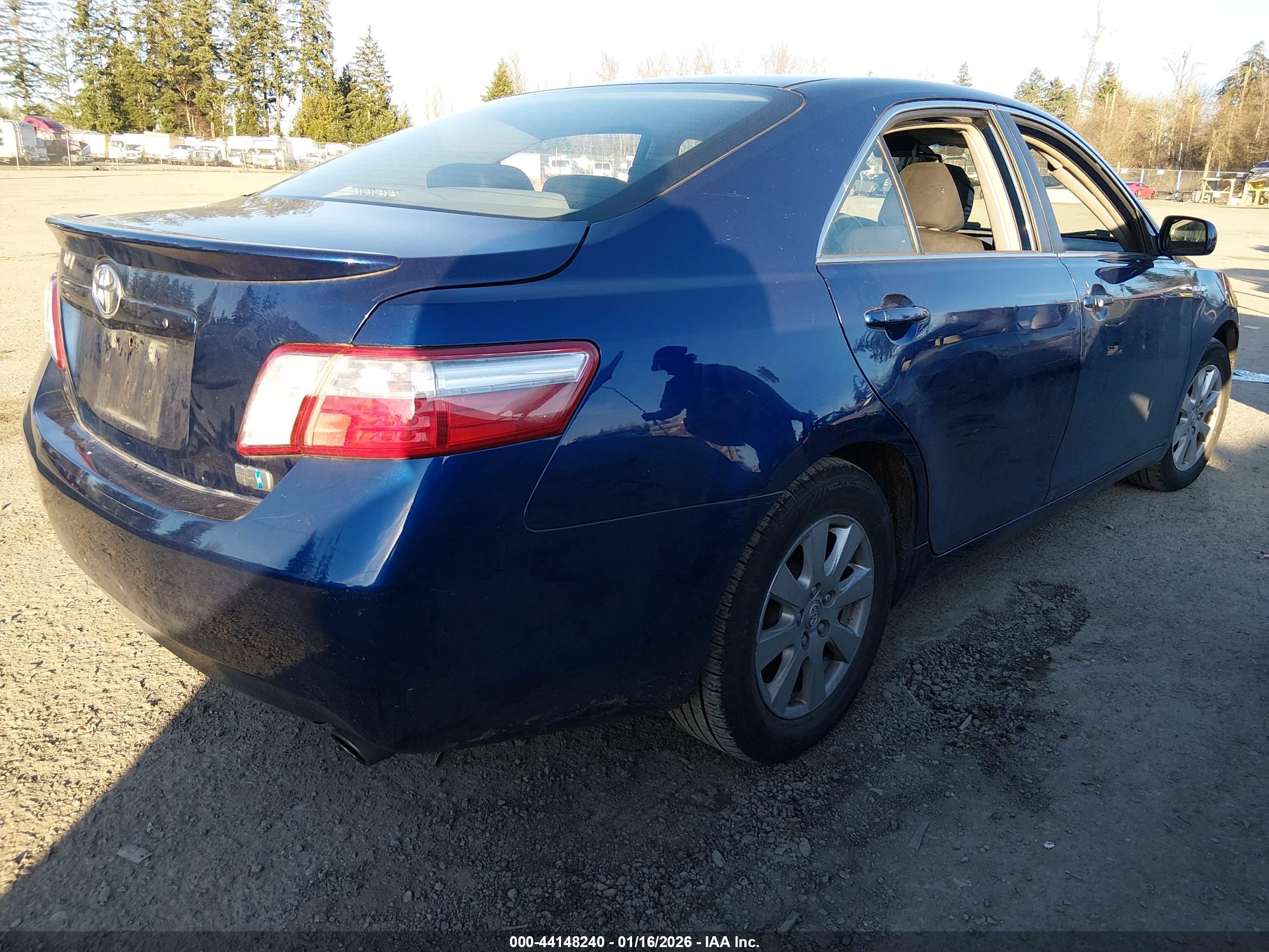 TOYOTA CAMRY image 4