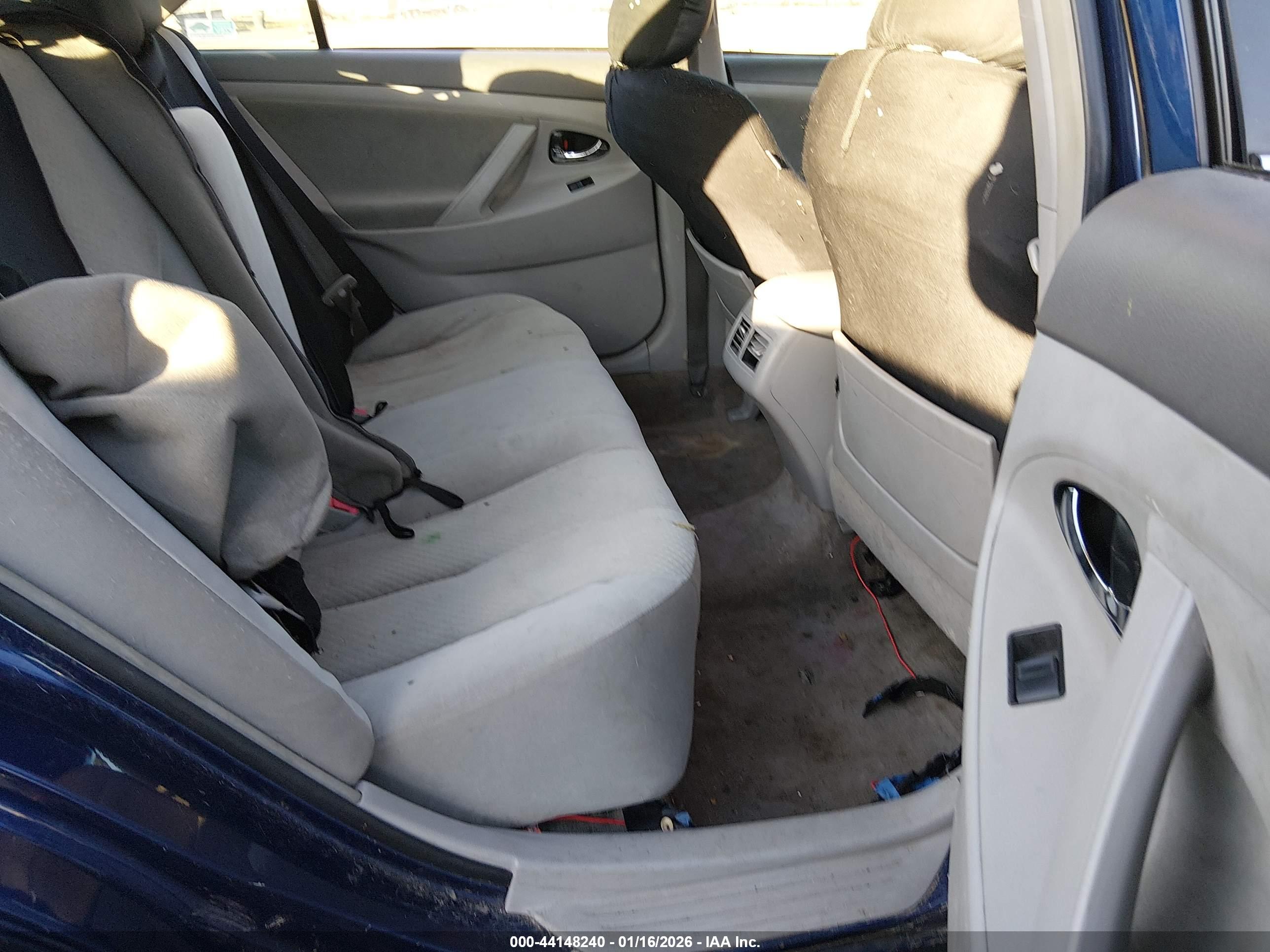 TOYOTA CAMRY image 8