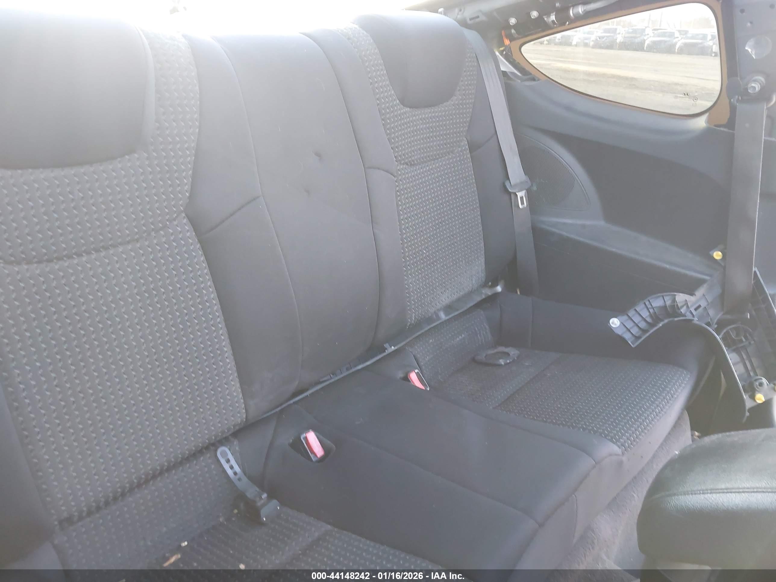 HYUNDAI GENESIS image 8