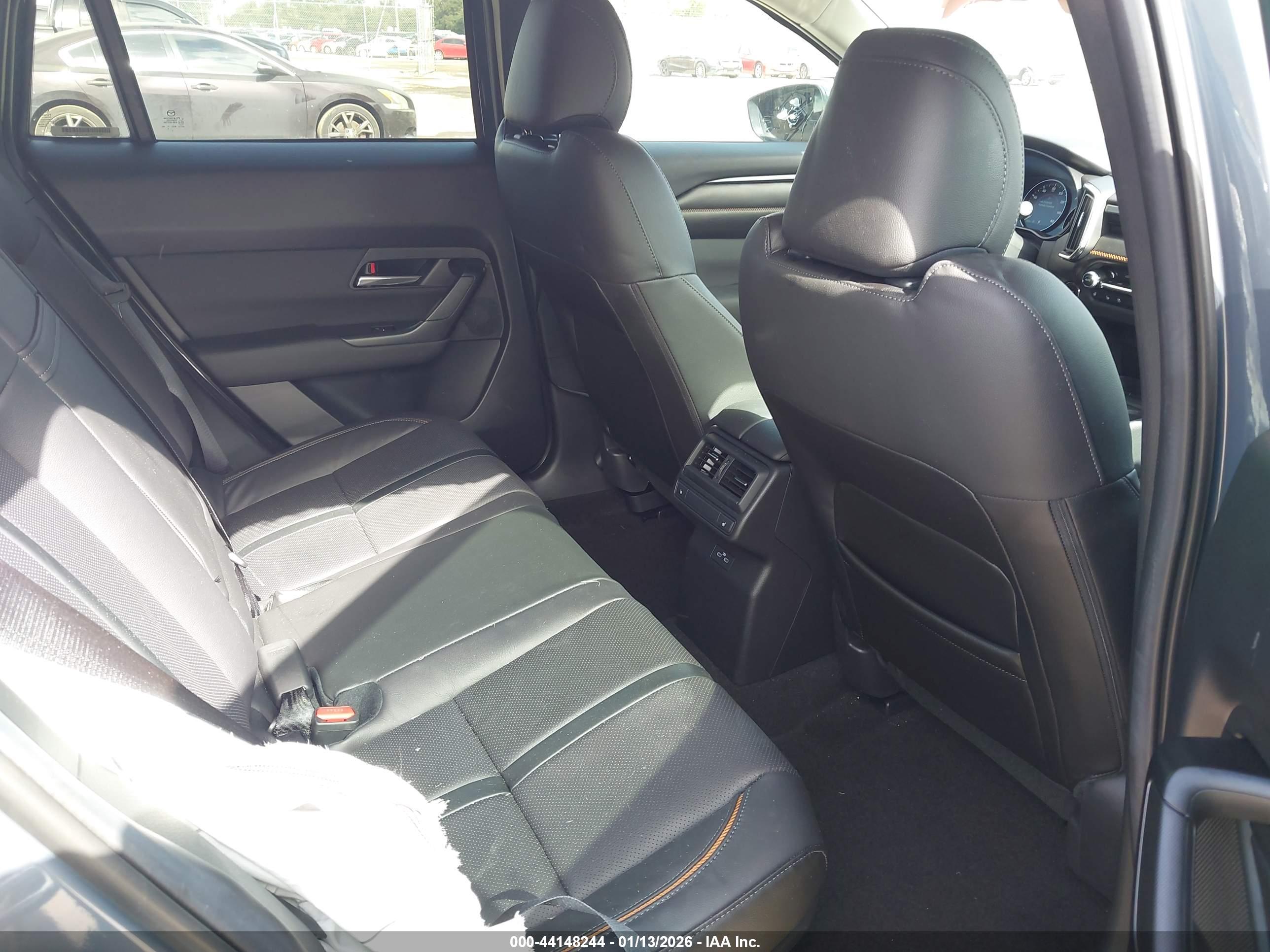 MAZDA CX-50 image 8