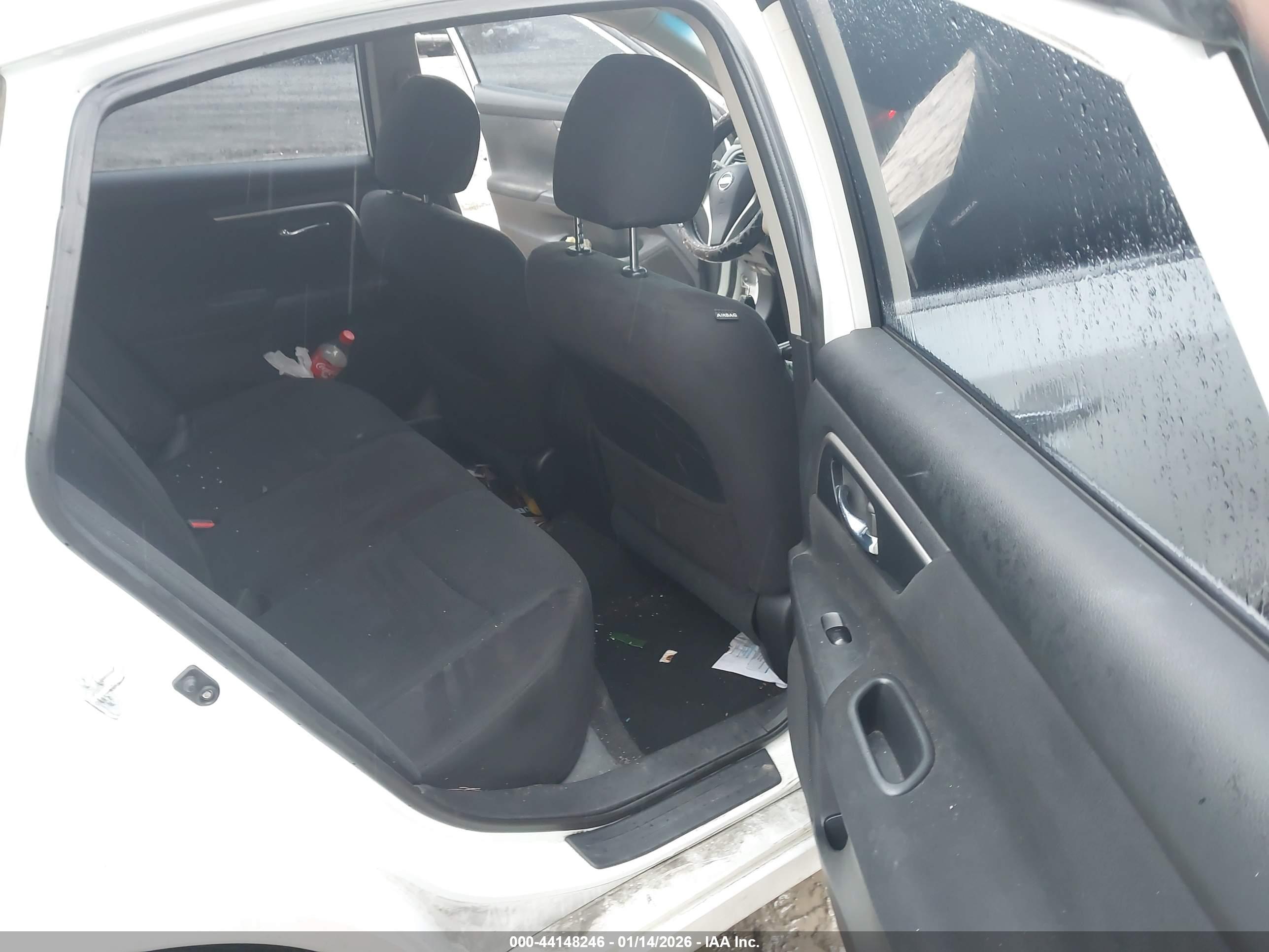 NISSAN ALTIMA image 8