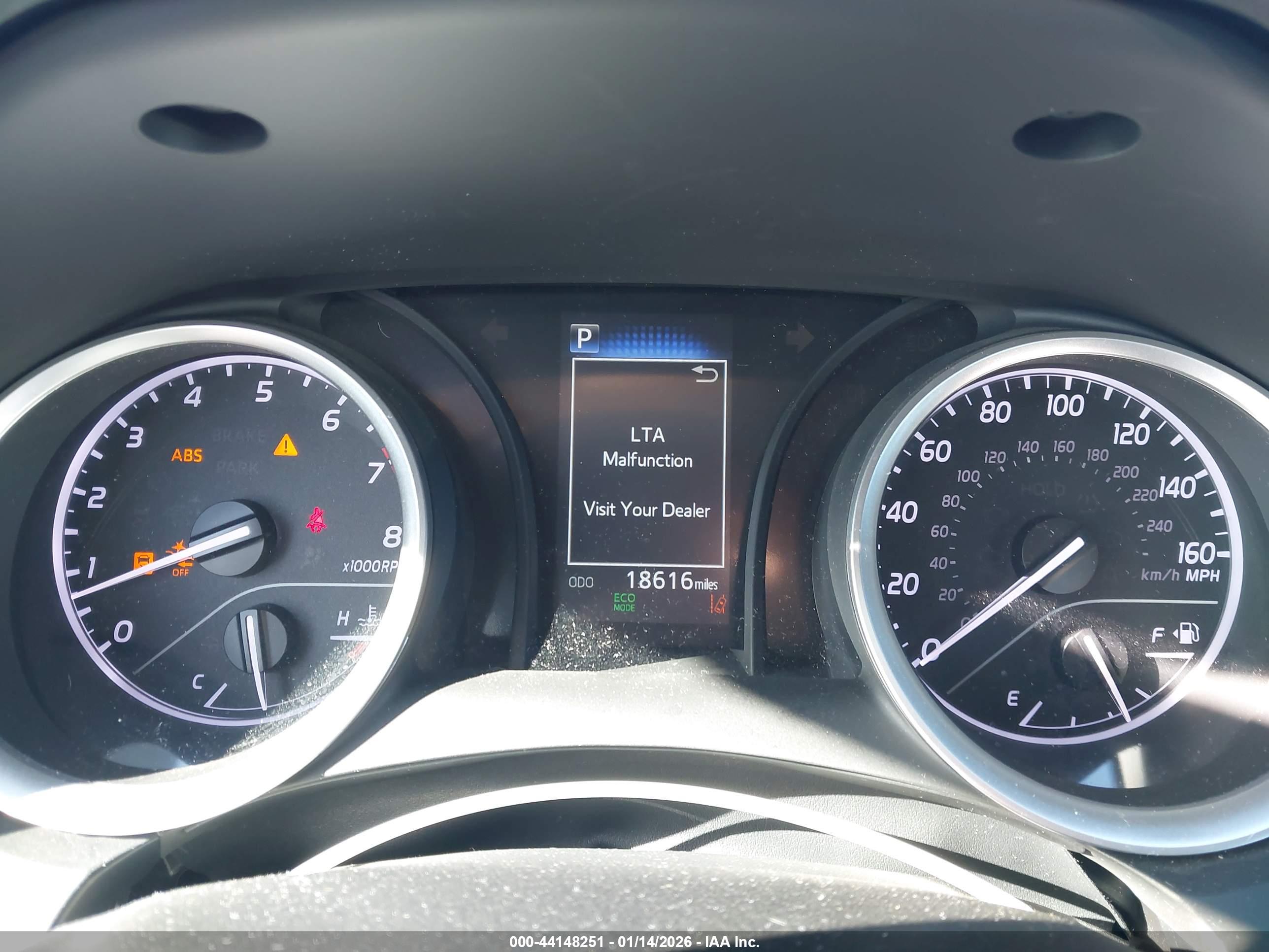 TOYOTA CAMRY image 7