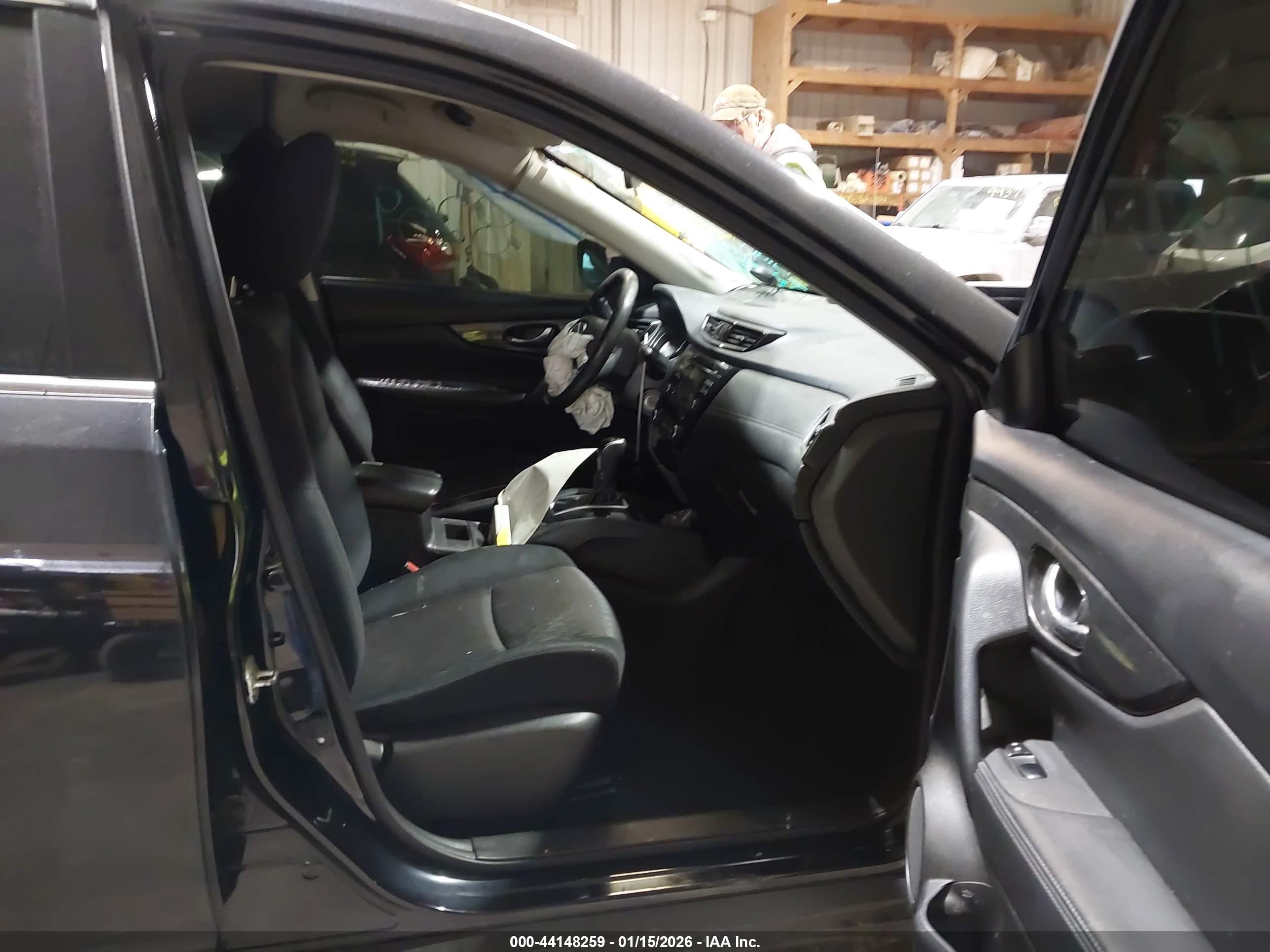 NISSAN ROGUE image 5