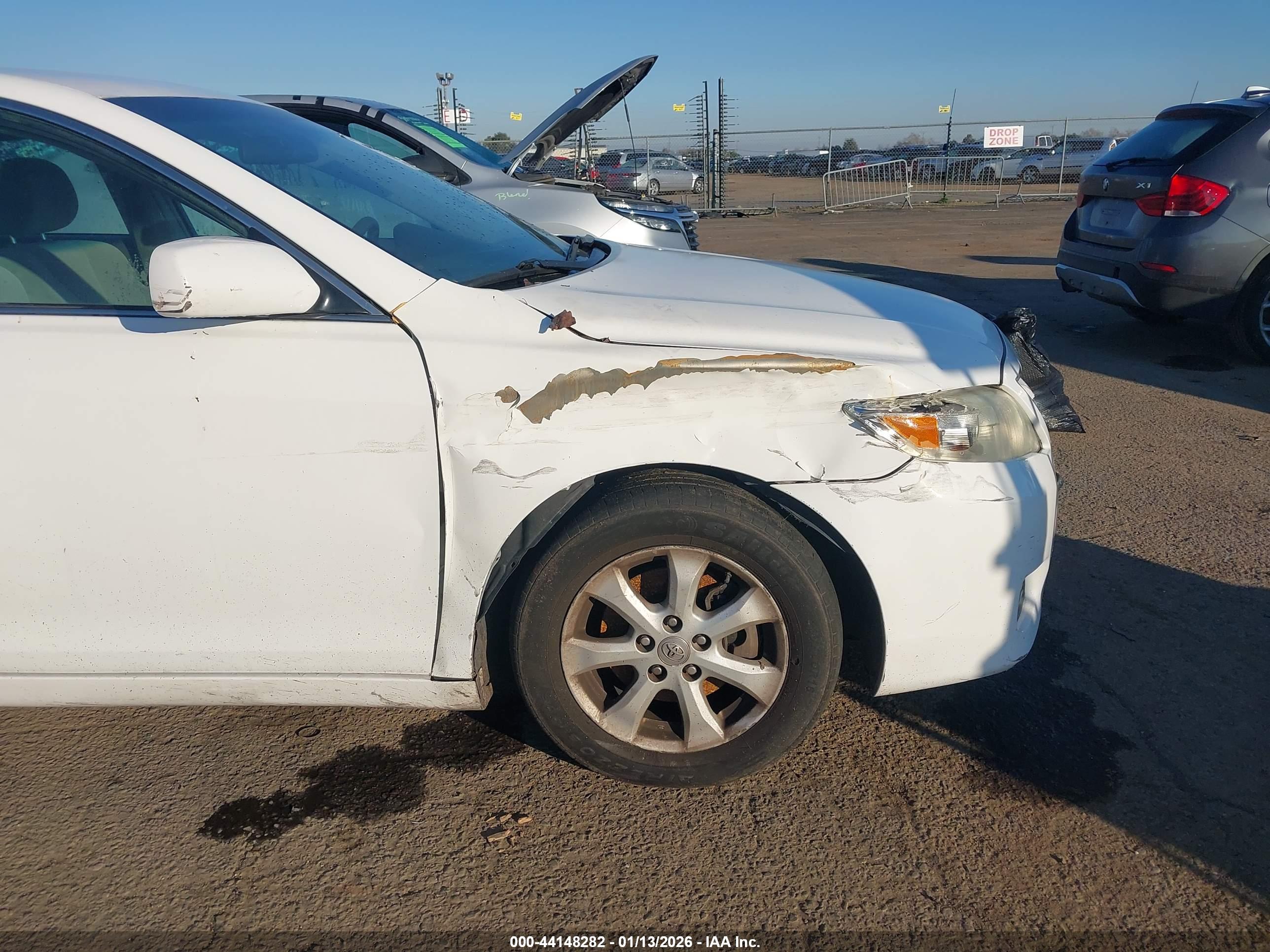 TOYOTA CAMRY image 6