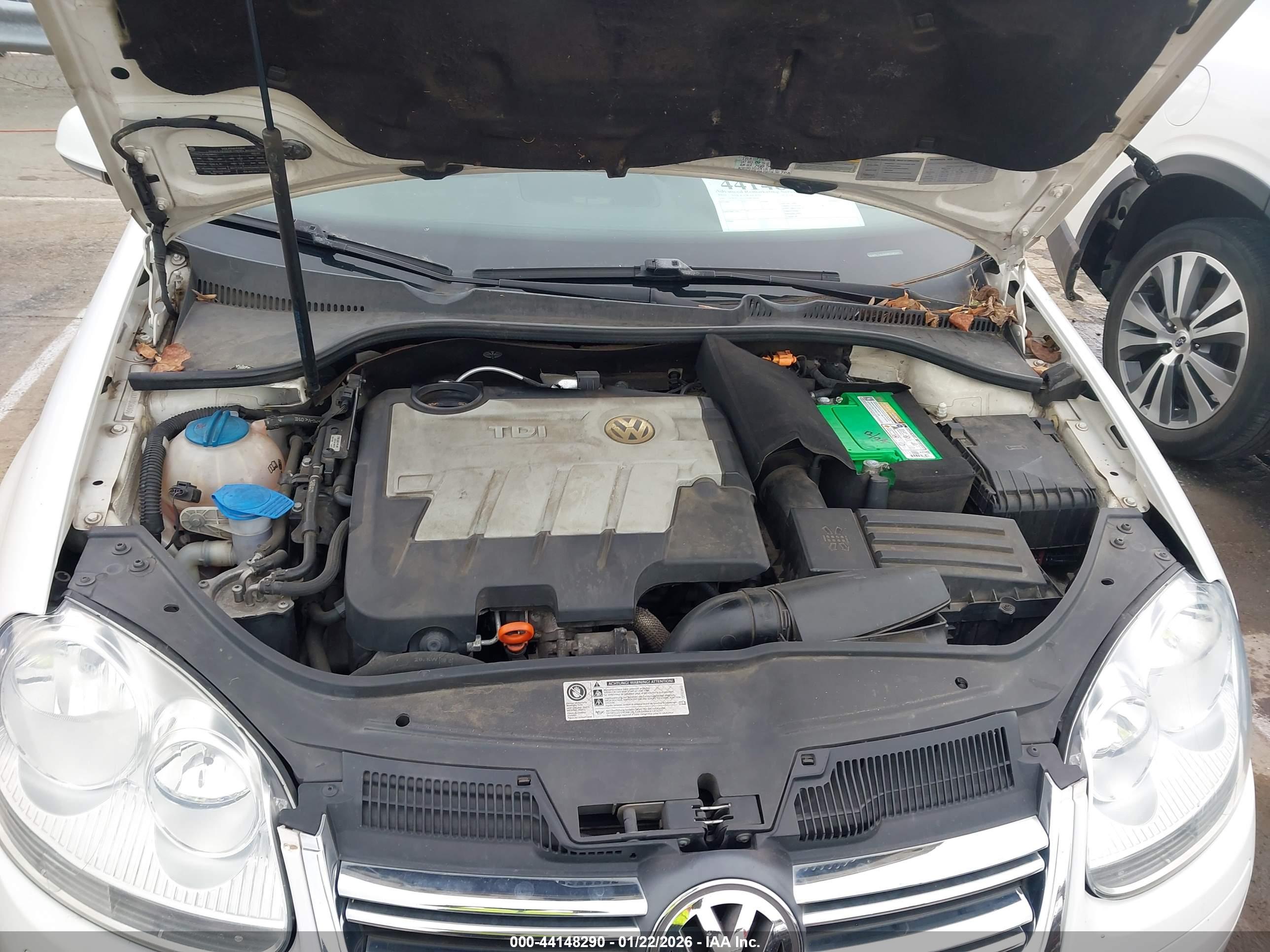 VOLKSWAGEN JETTA image 10