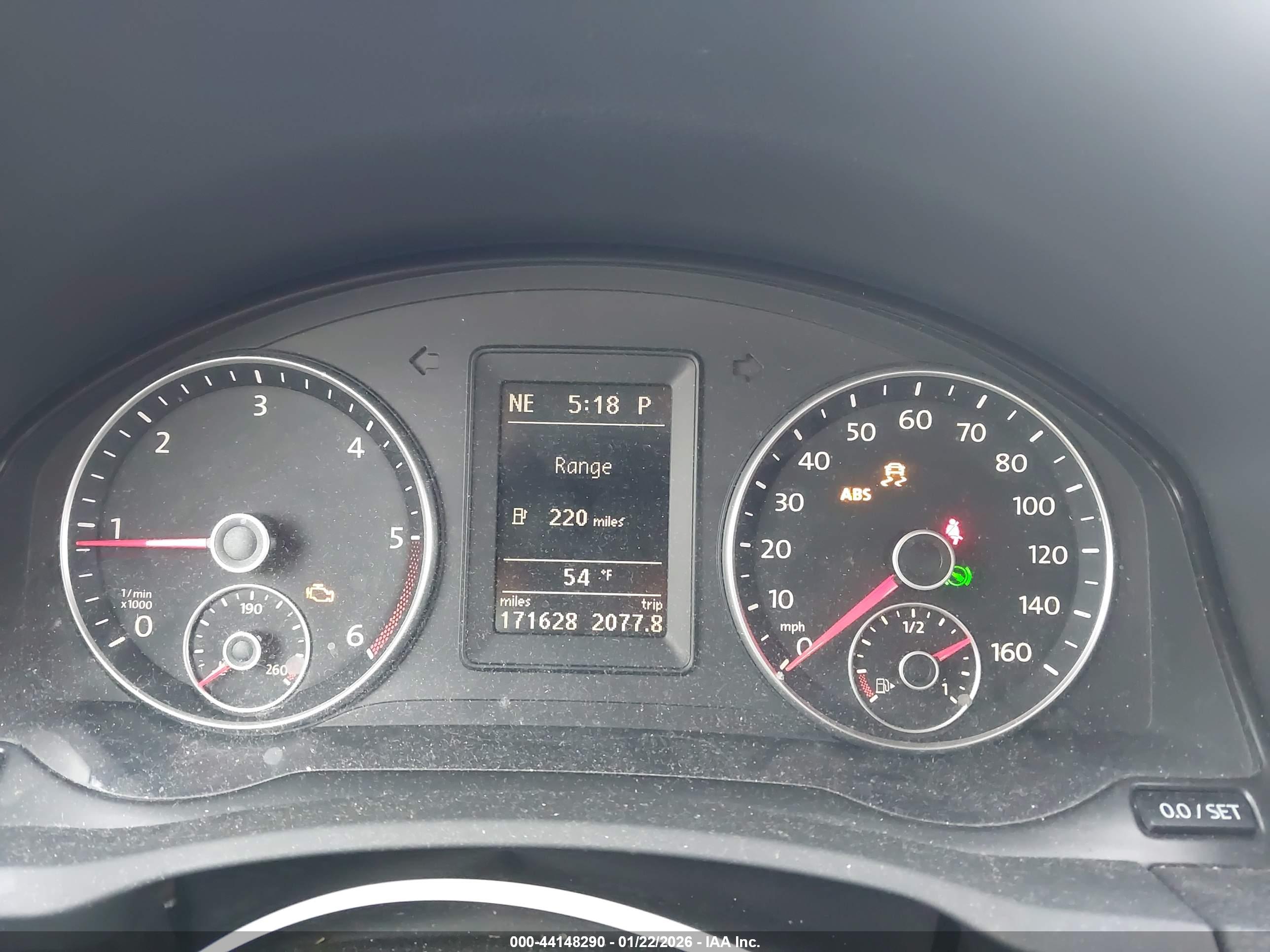 VOLKSWAGEN JETTA image 7