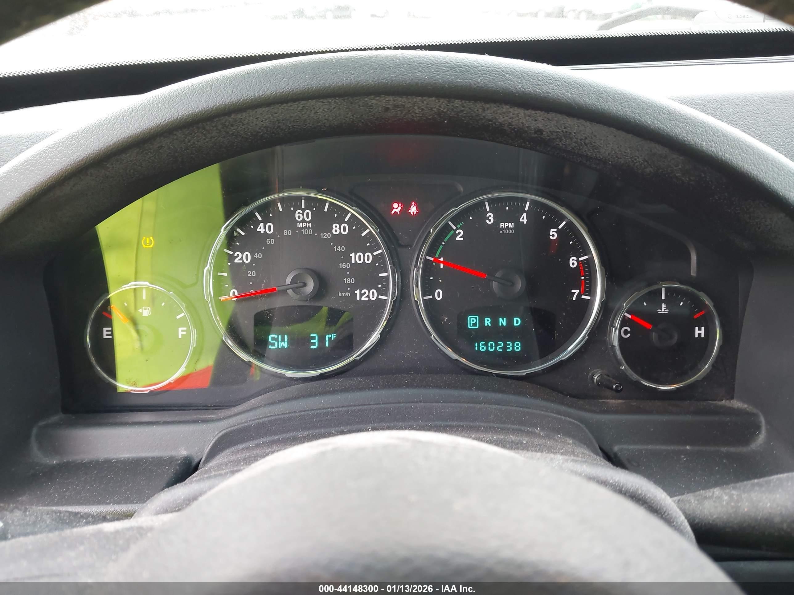 JEEP LIBERTY image 7