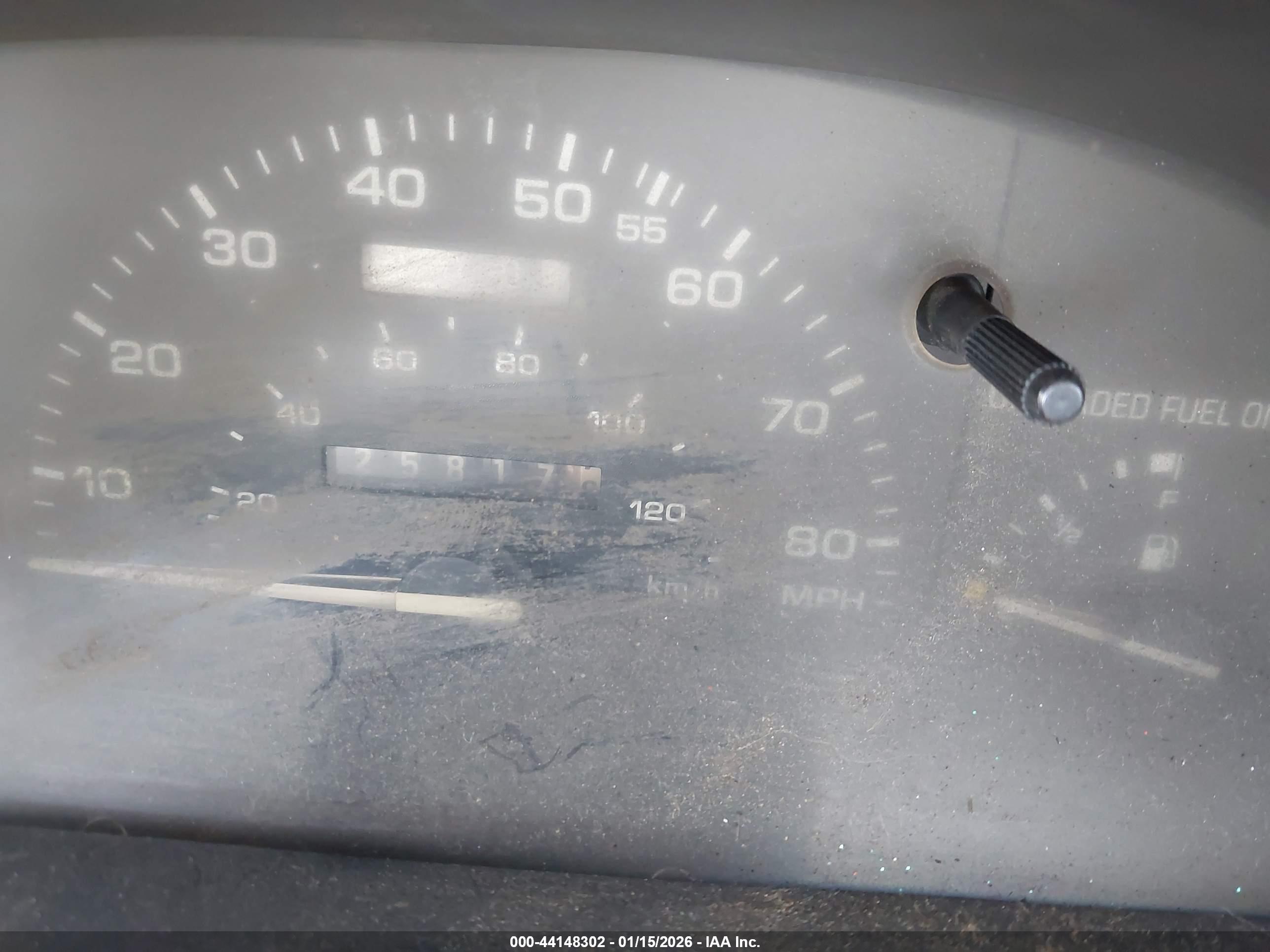 FORD TEMPO image 7