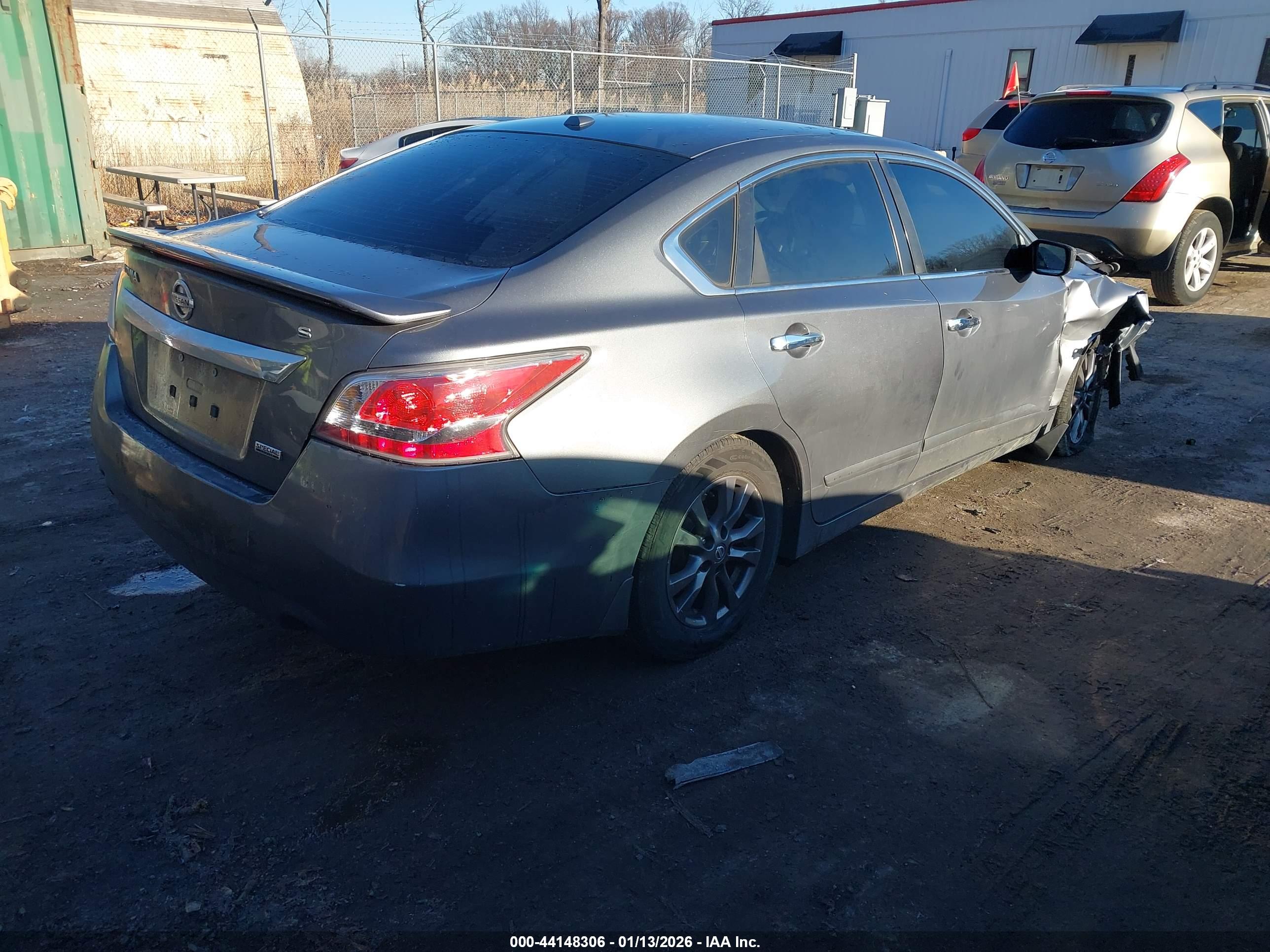 NISSAN ALTIMA image 4