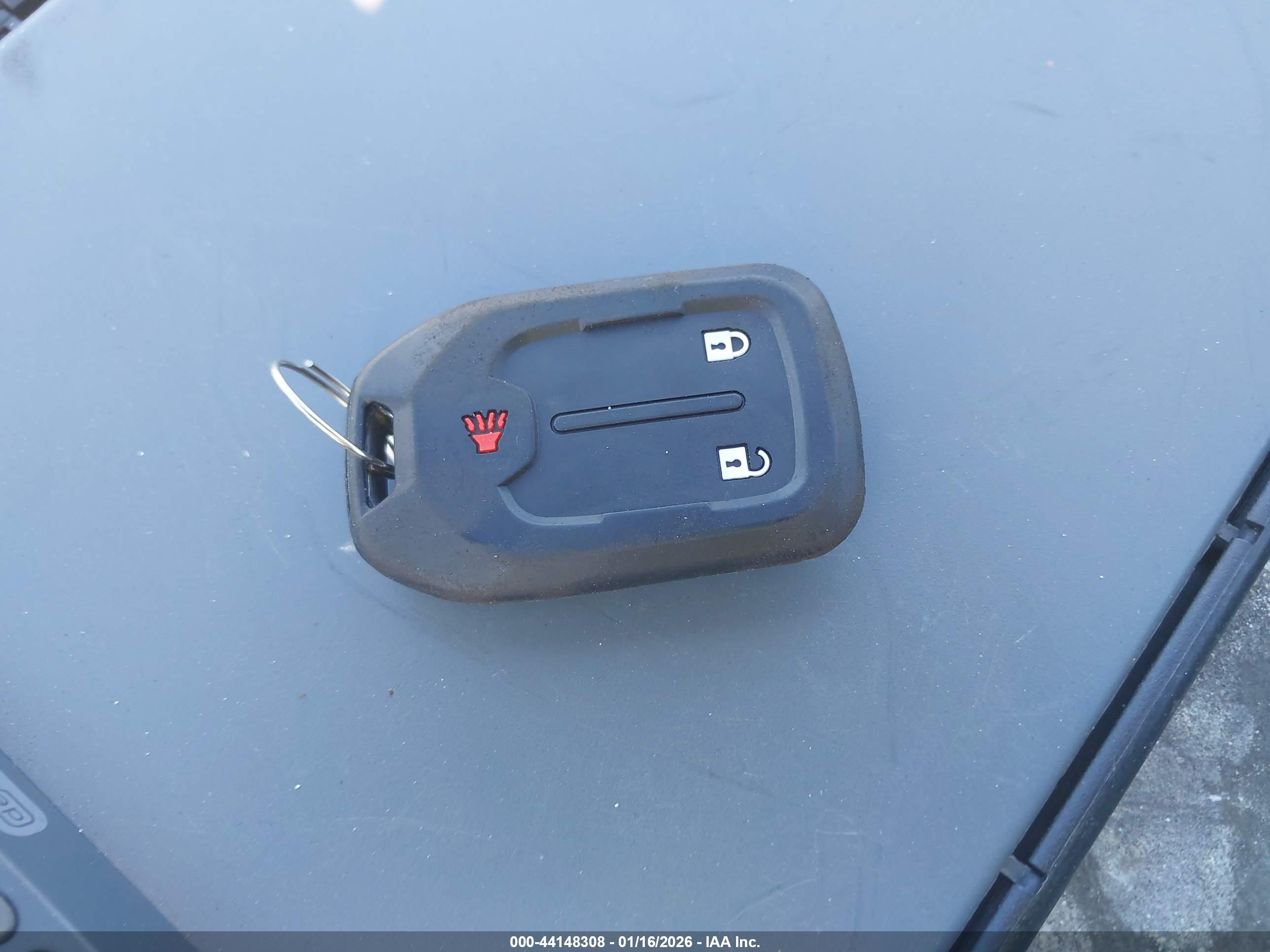GMC TERRAIN image 11