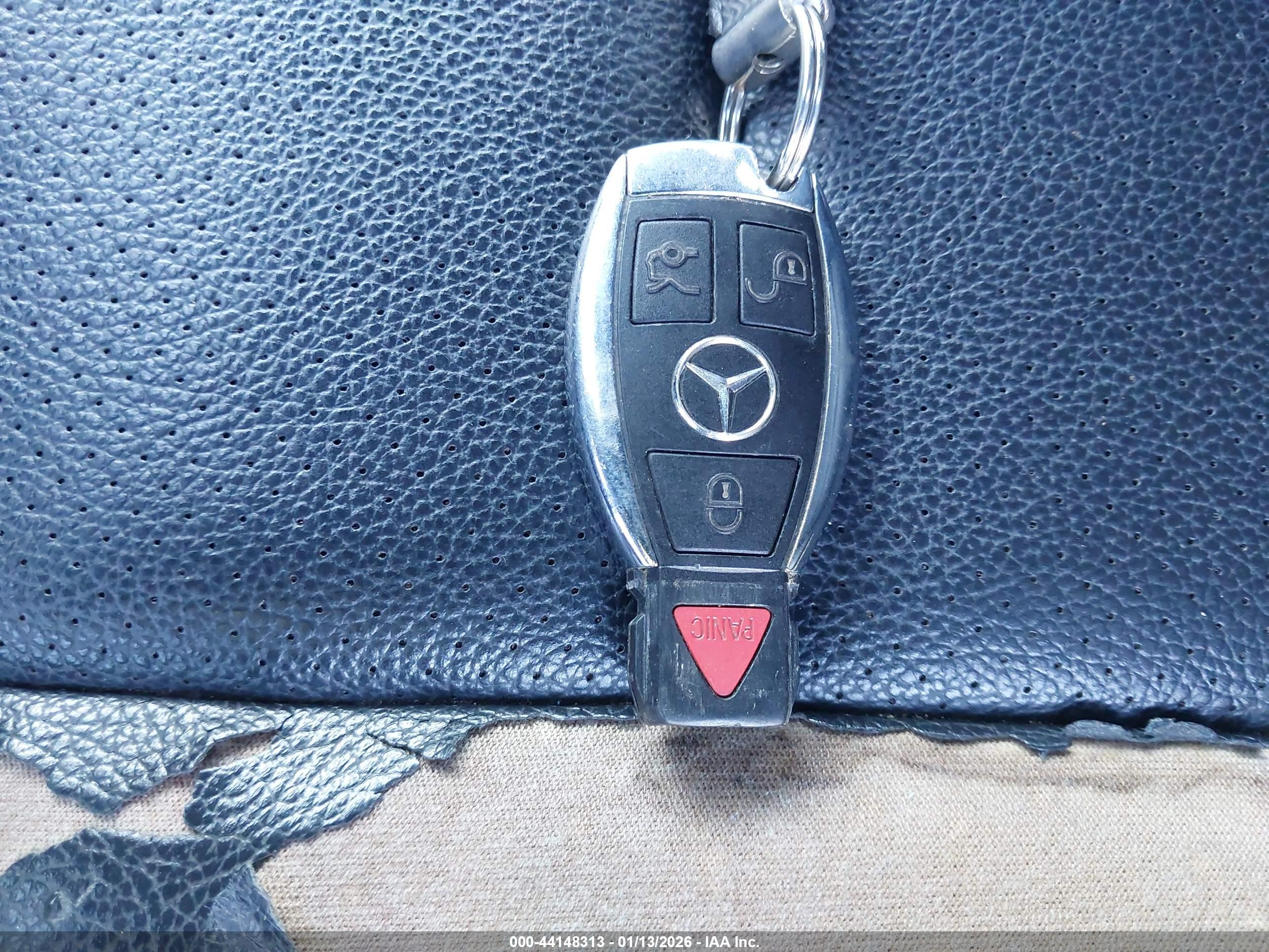 MERCEDES-BENZ C image 11