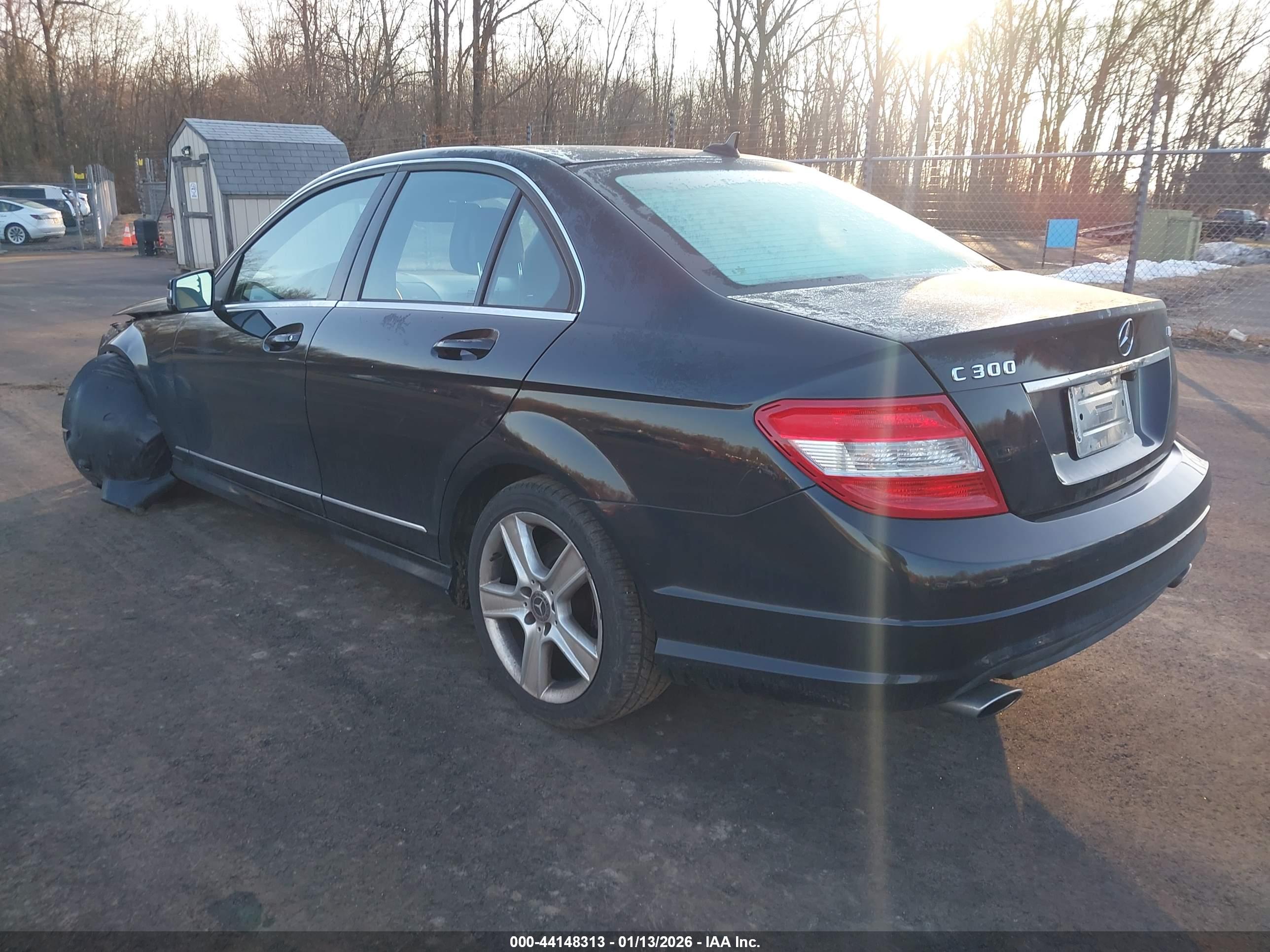 MERCEDES-BENZ C image 3