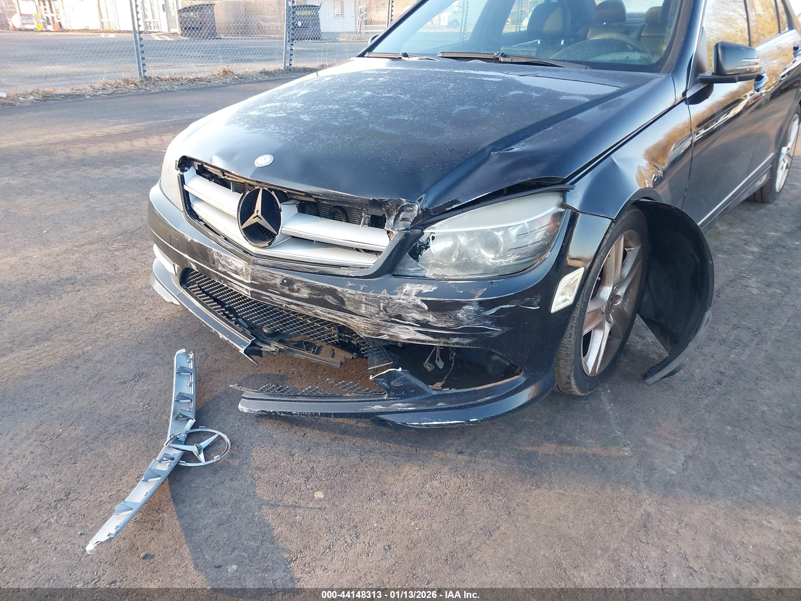 MERCEDES-BENZ C image 6