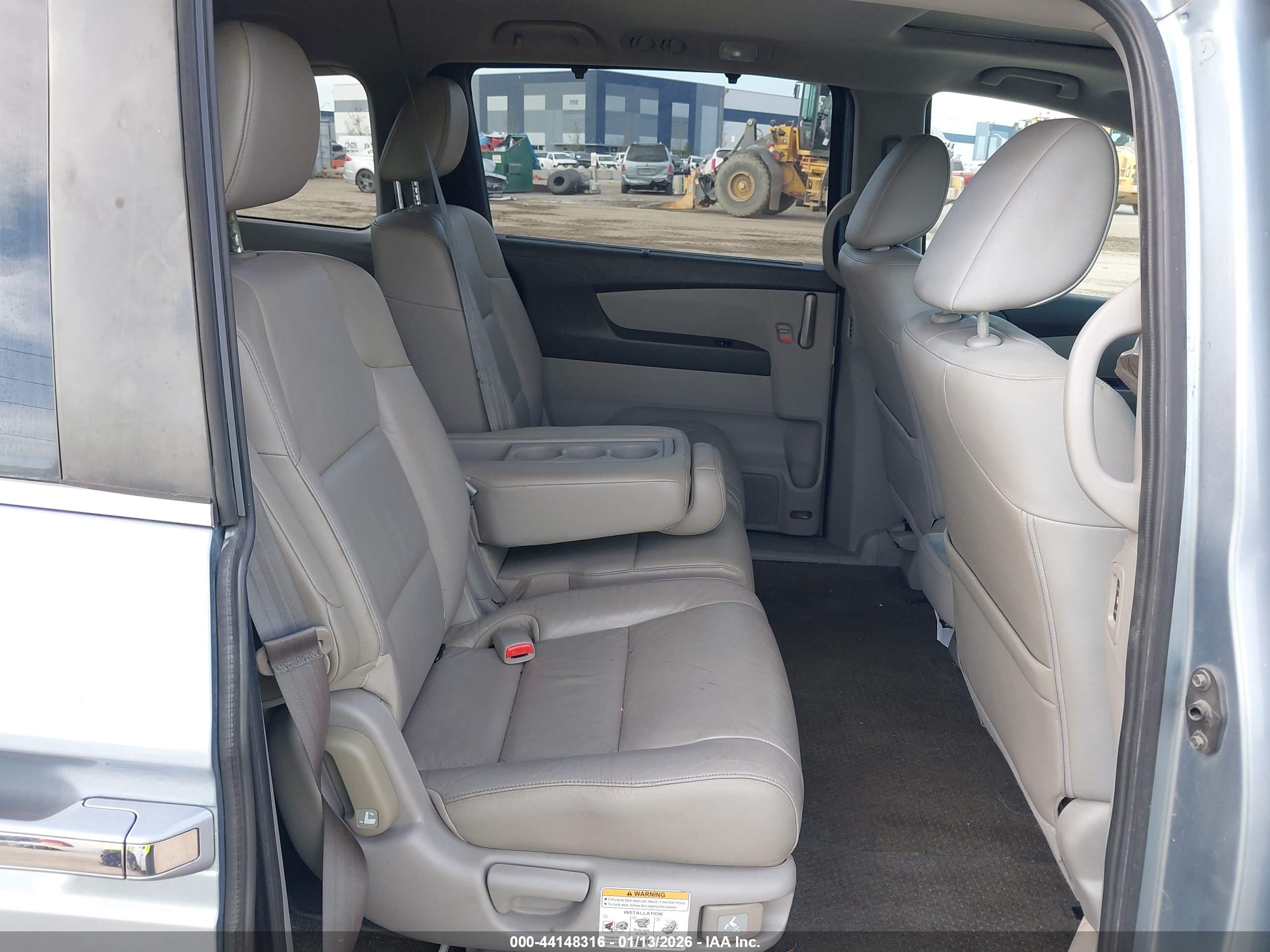 HONDA ODYSSEY image 8