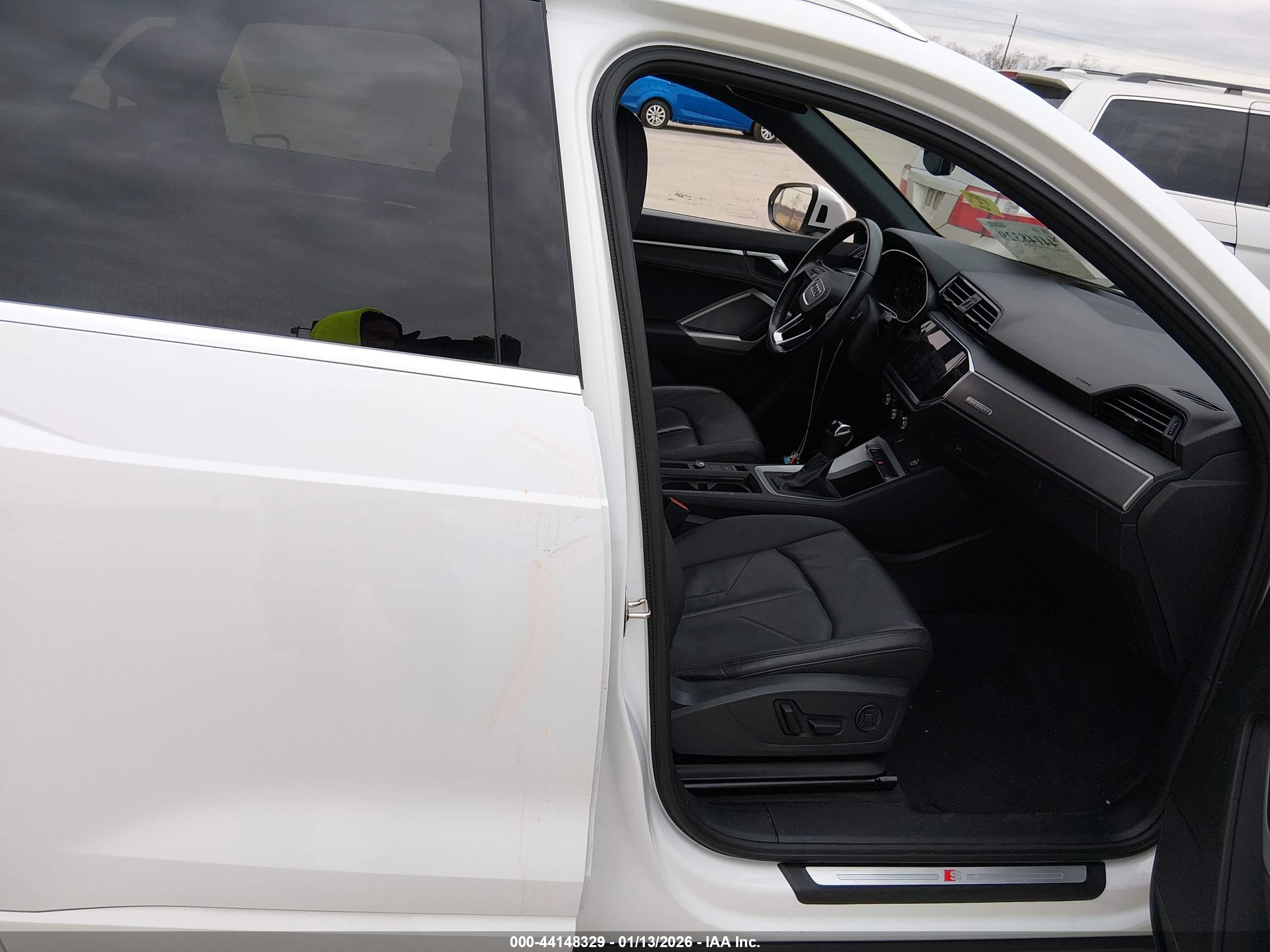AUDI Q3 image 5