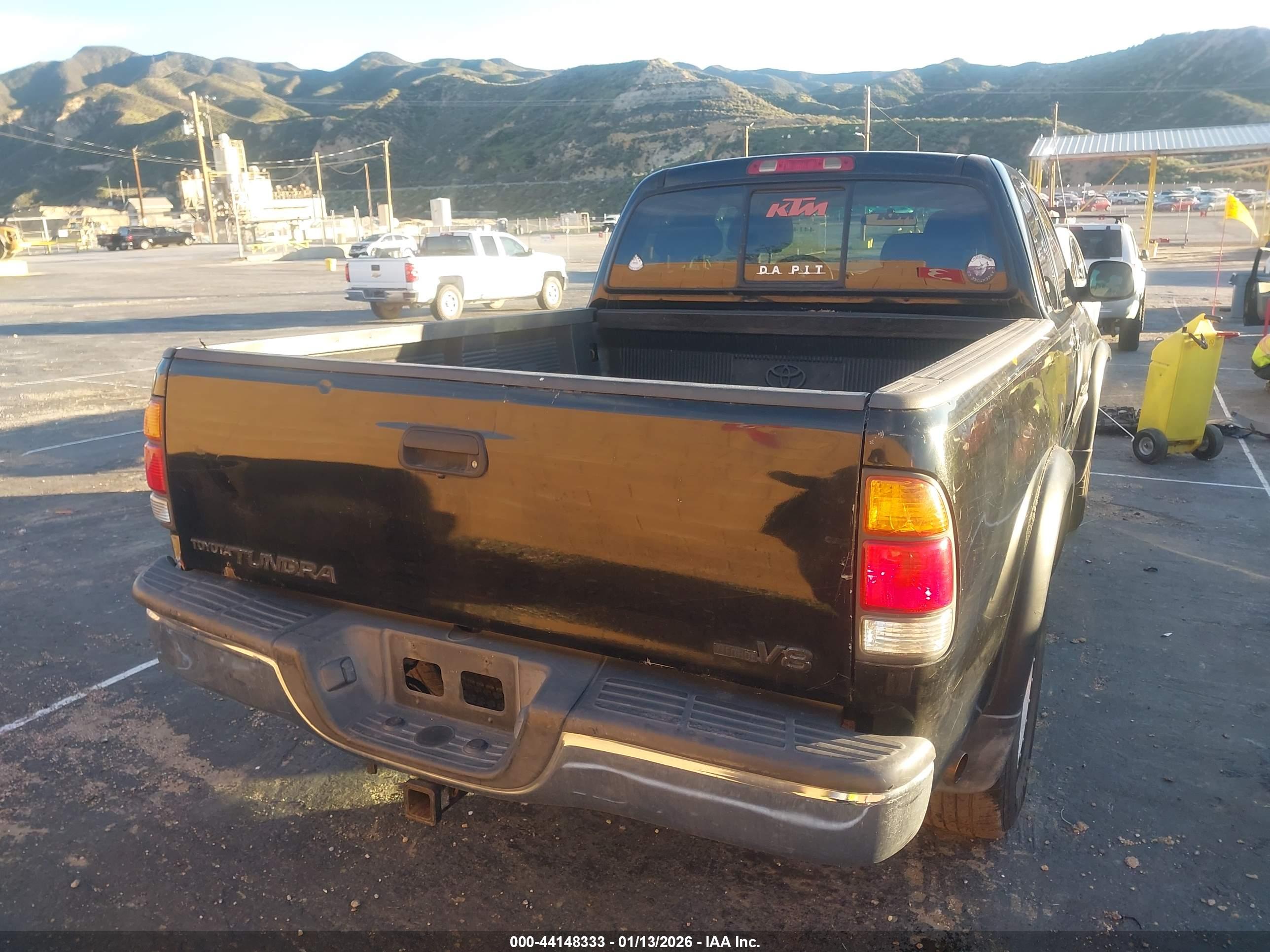 TOYOTA TUNDRA image 4