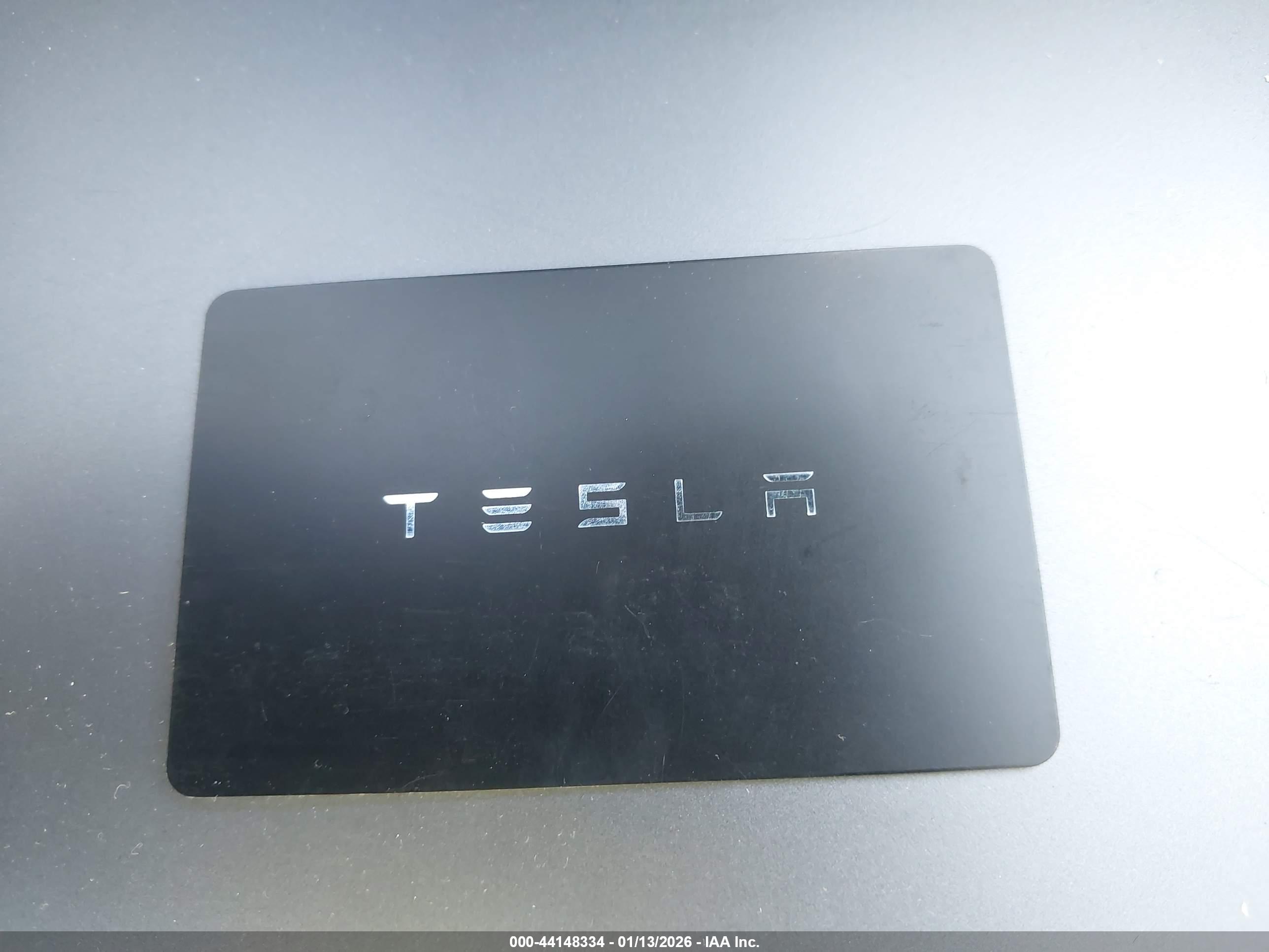 TESLA MODEL image 11