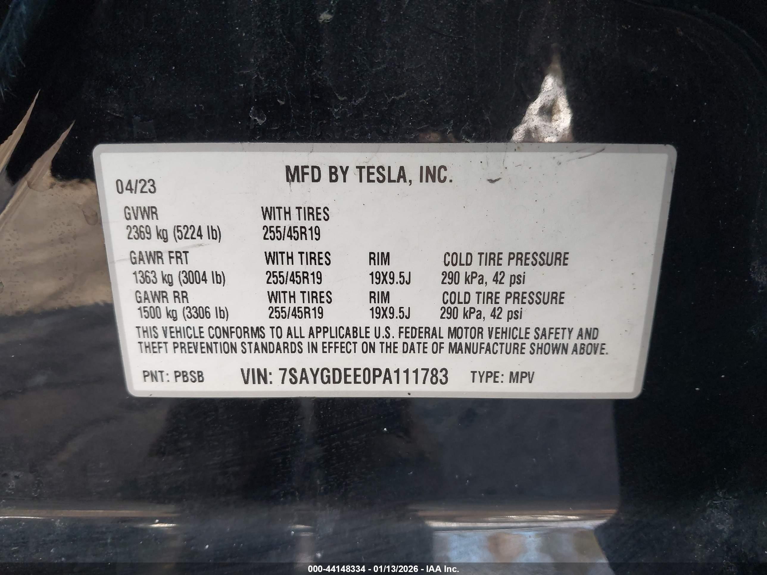 TESLA MODEL image 9