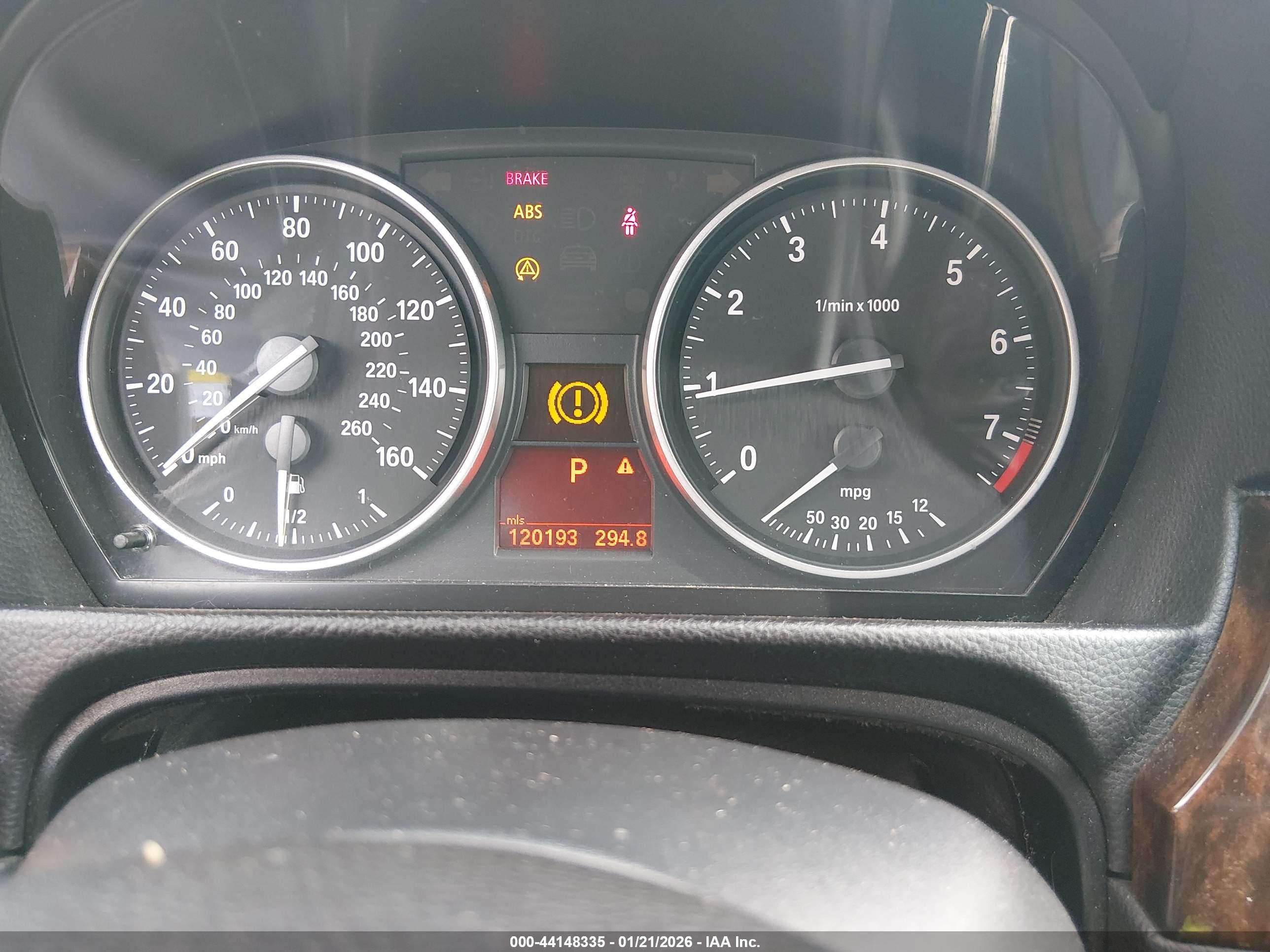 BMW 328I image 7