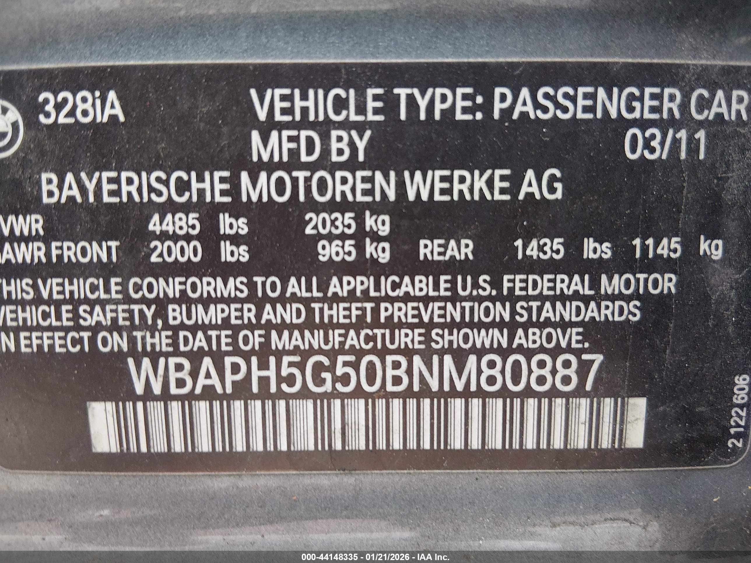 BMW 328I image 9