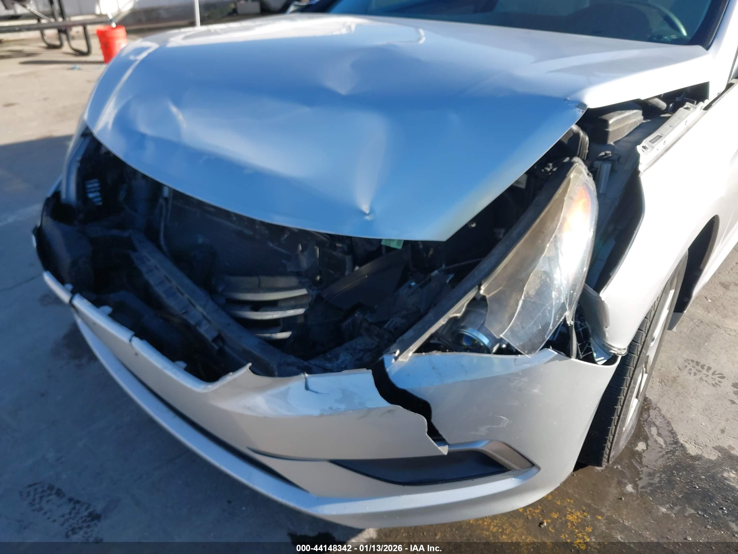 HYUNDAI SONATA image 6
