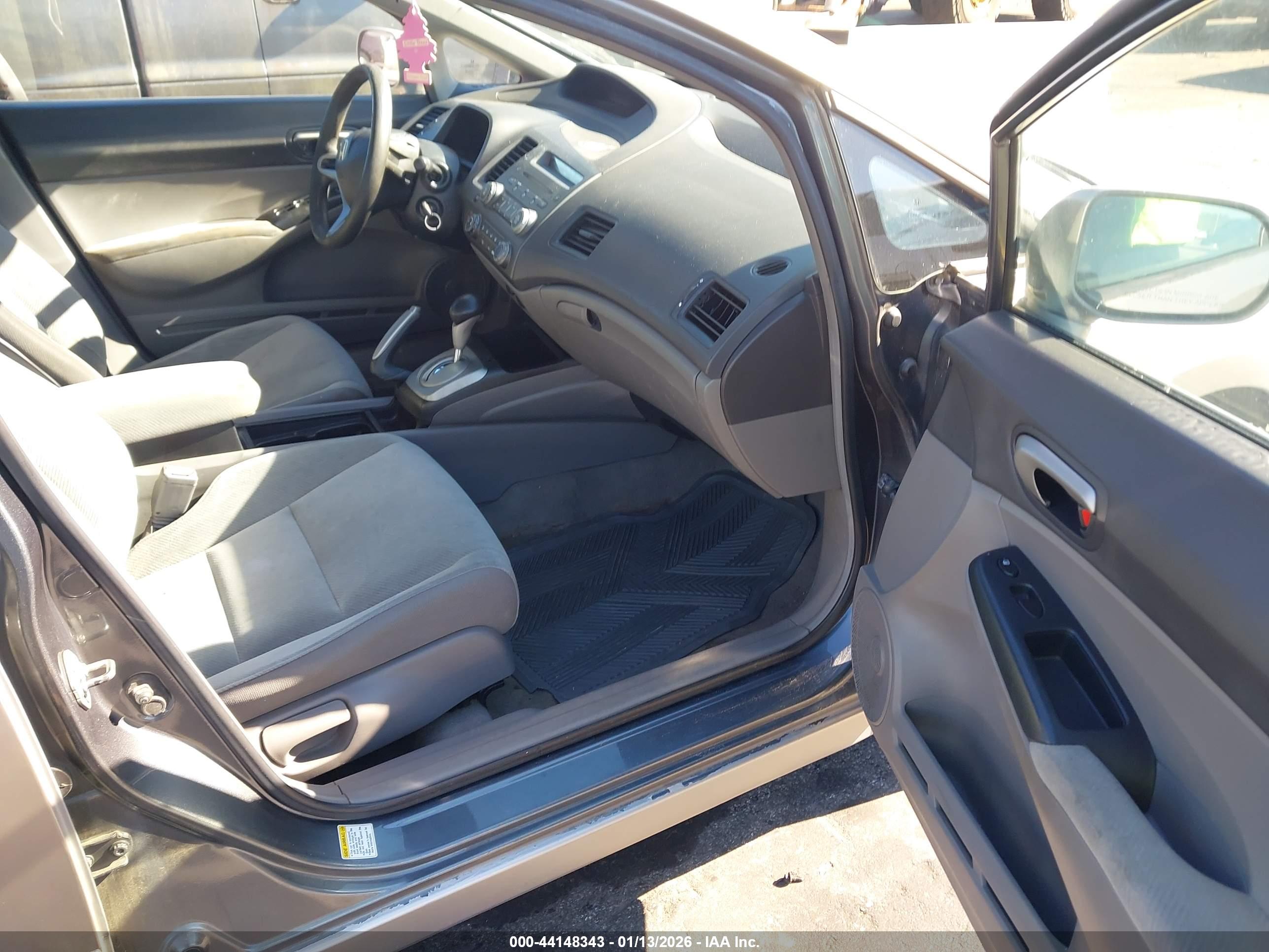 HONDA CIVIC image 5
