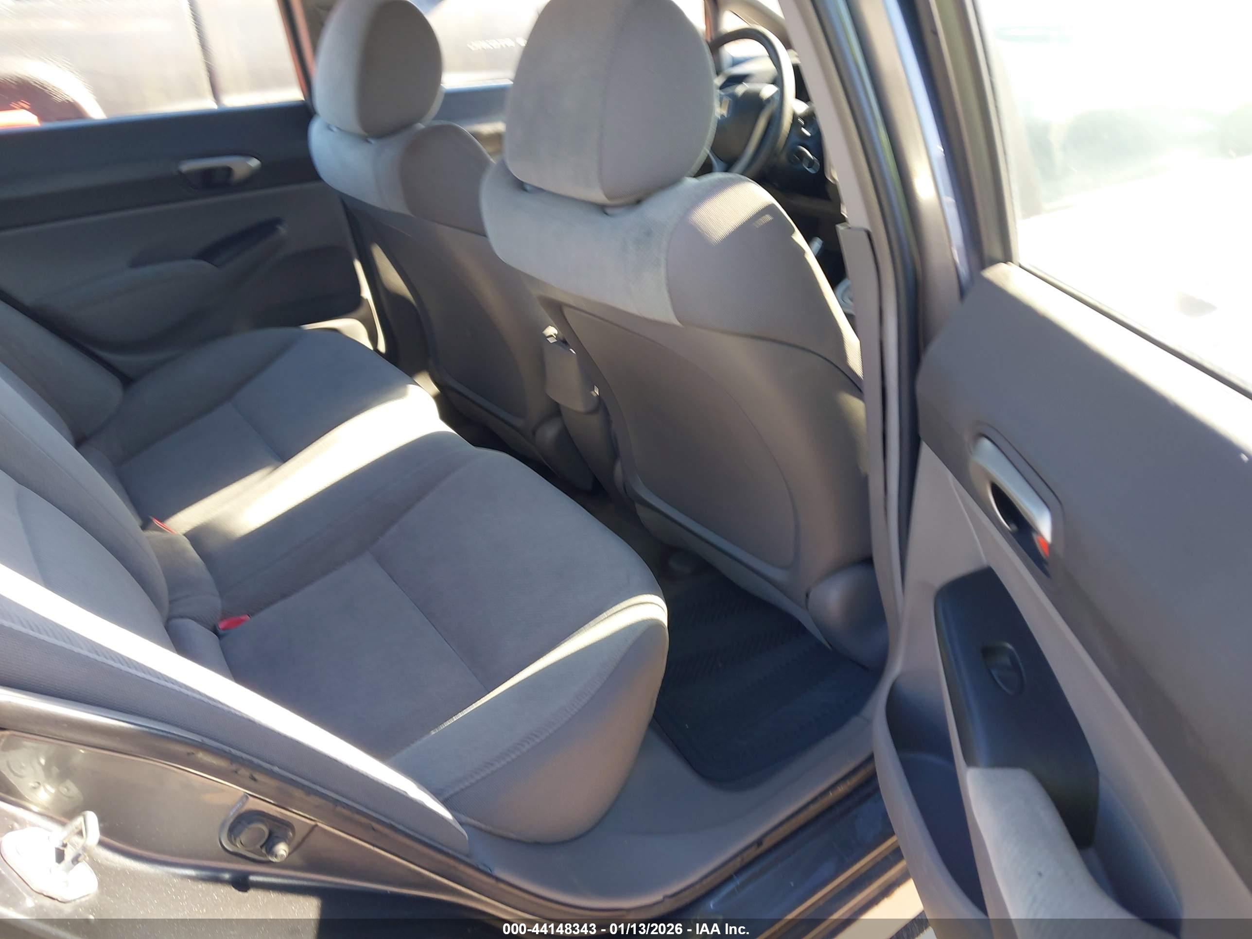HONDA CIVIC image 8