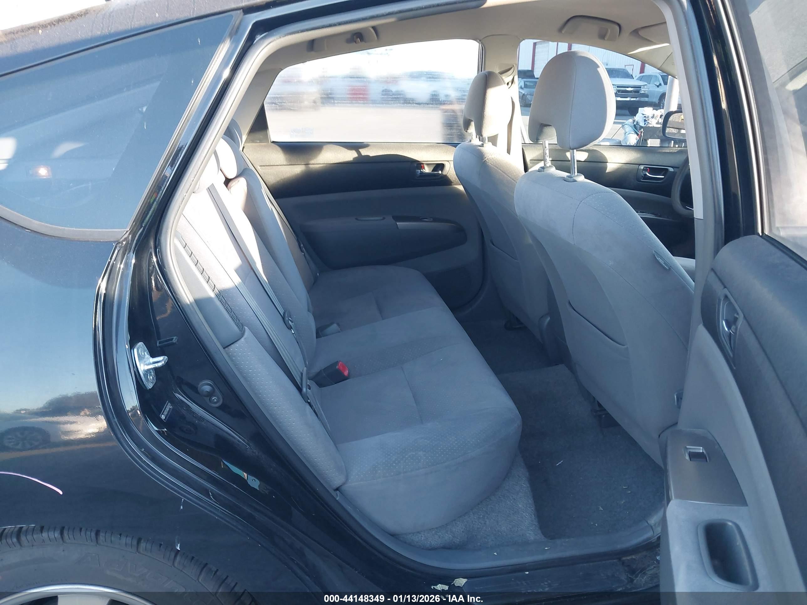 TOYOTA PRIUS image 8