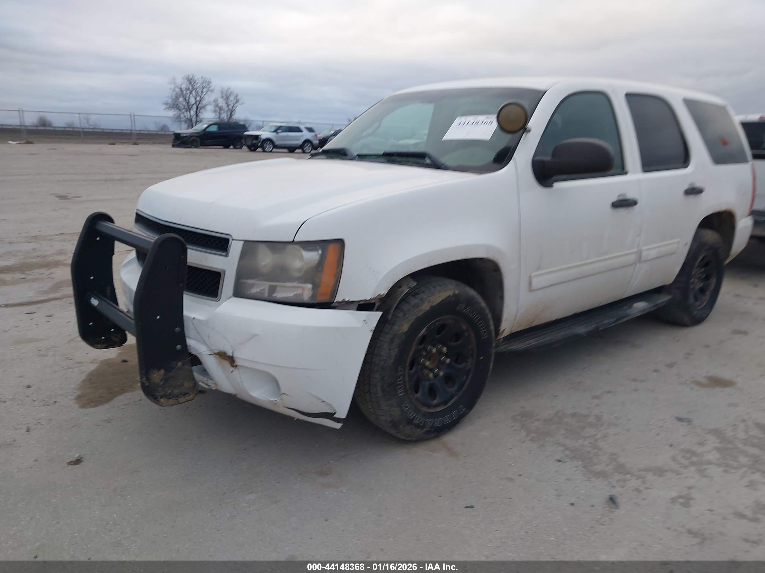 CHEVROLET TAHOE image 2