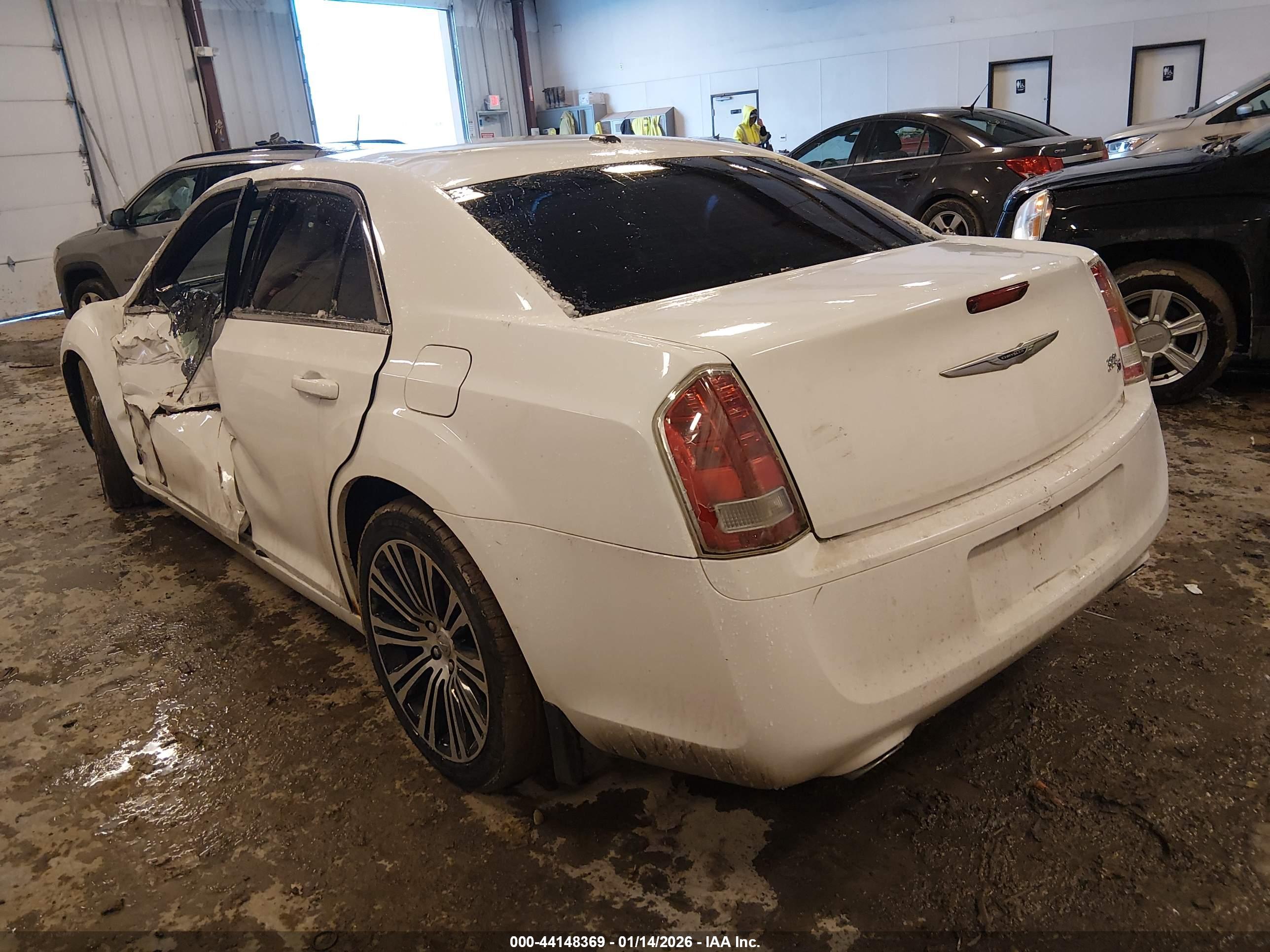 CHRYSLER 300 image 3