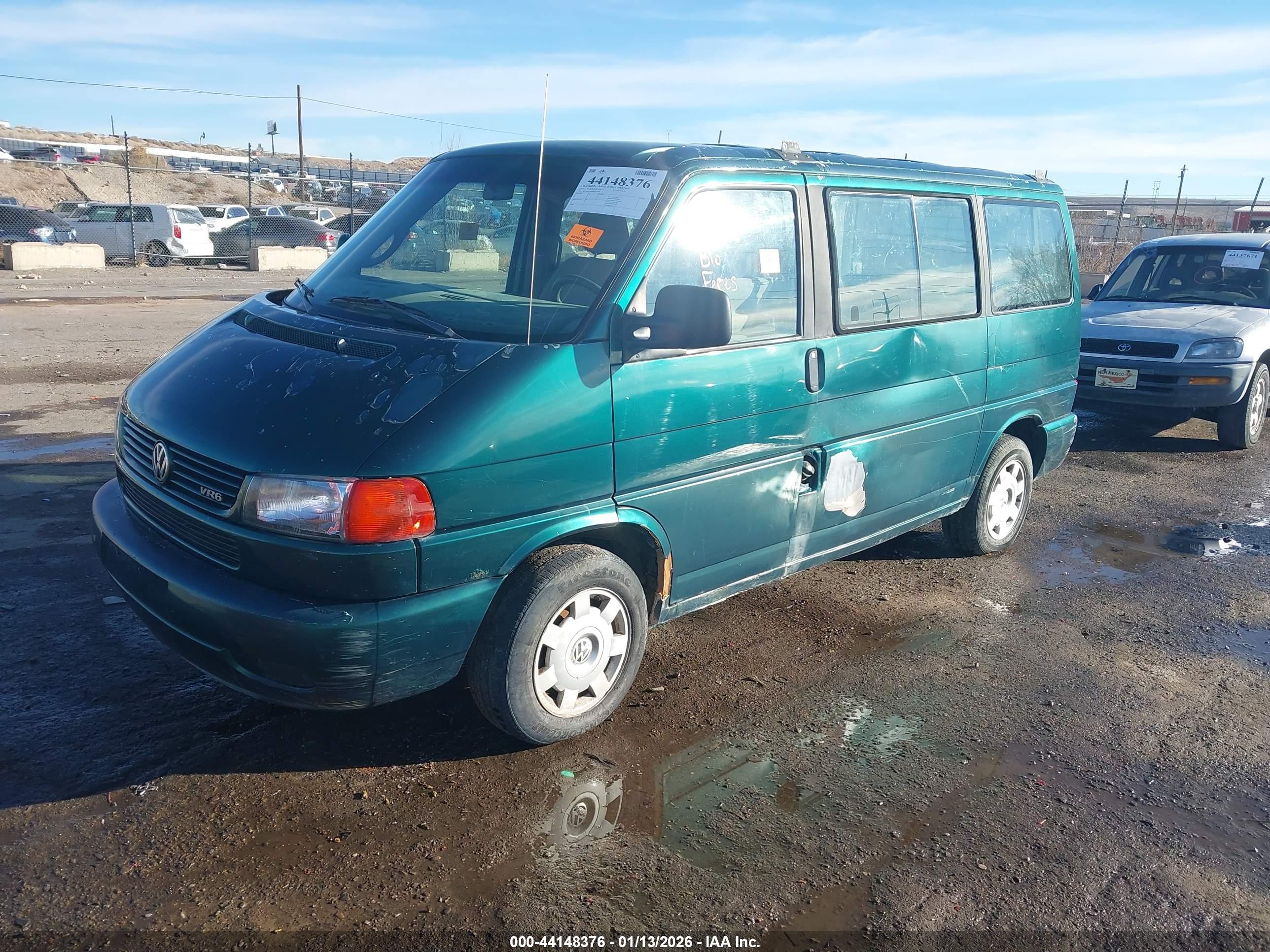 VOLKSWAGEN EUROVAN image 2