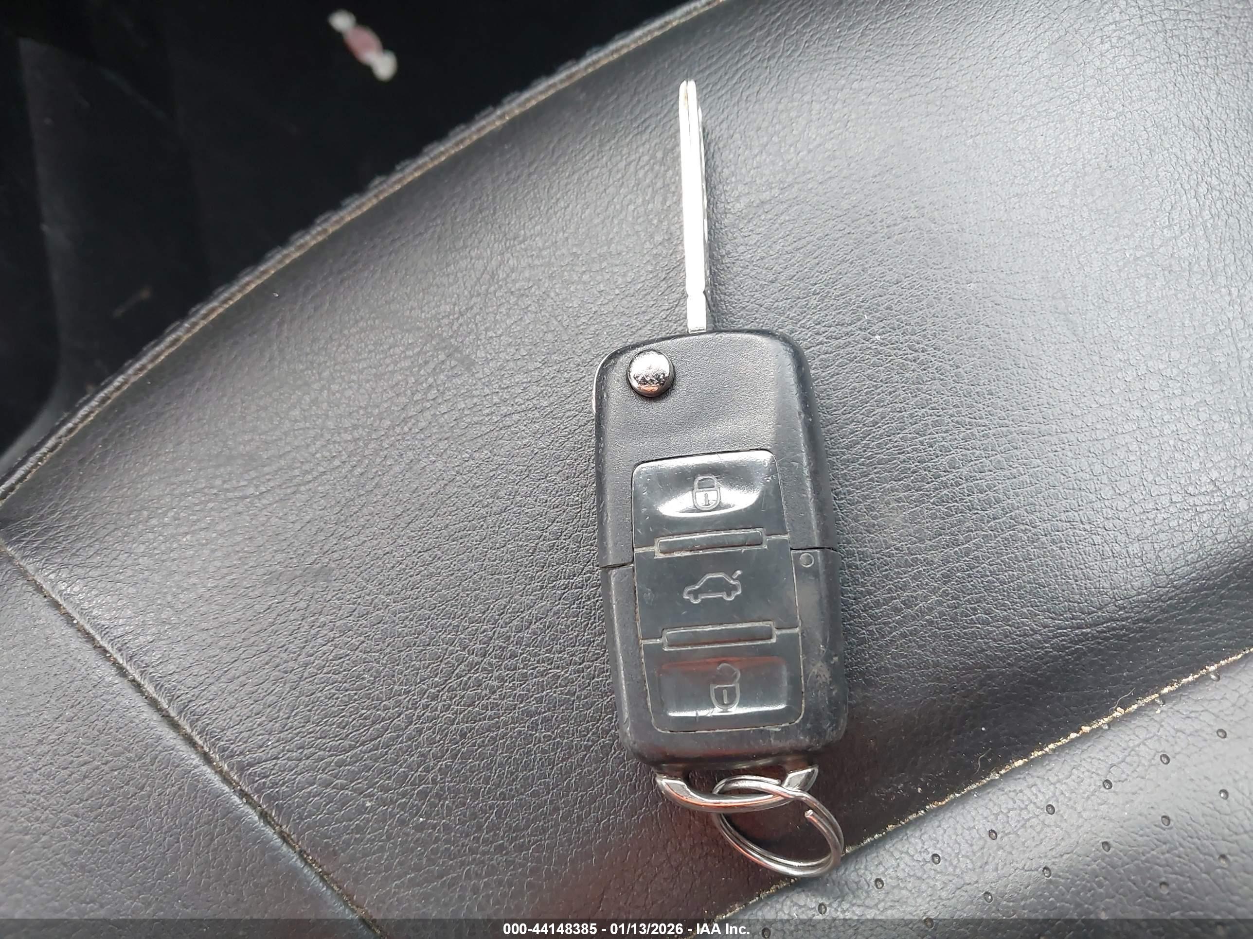 VOLKSWAGEN NEW image 11