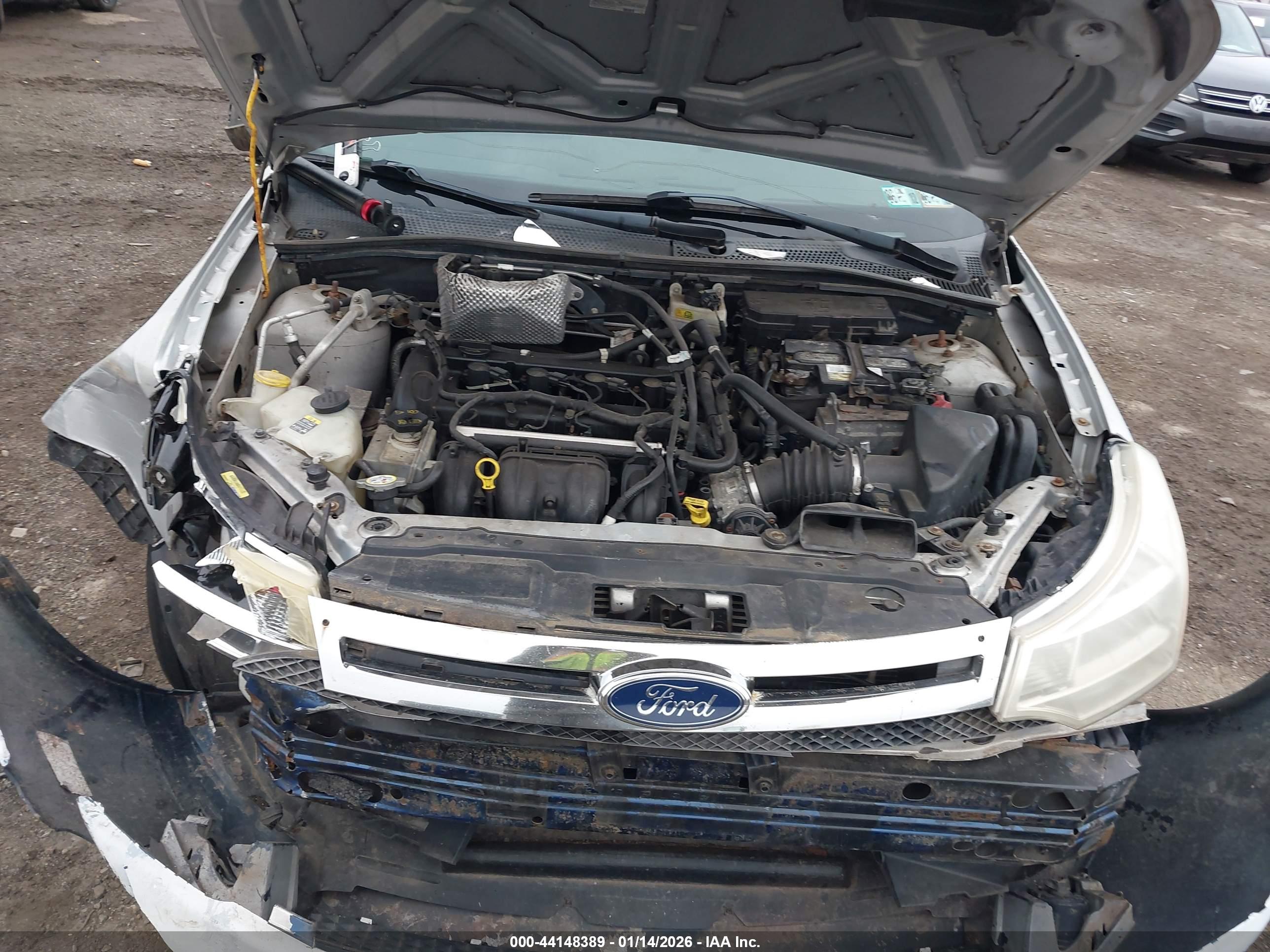 FORD FOCUS image 10