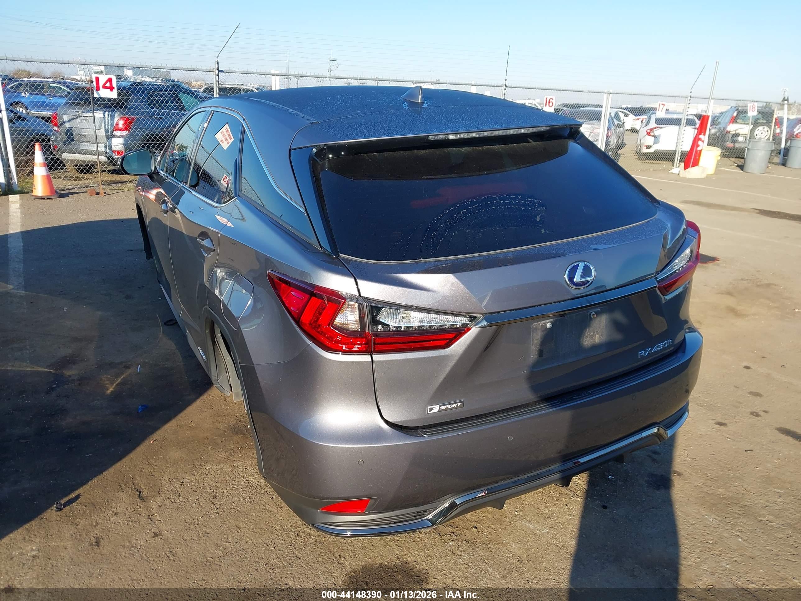 LEXUS RX image 3