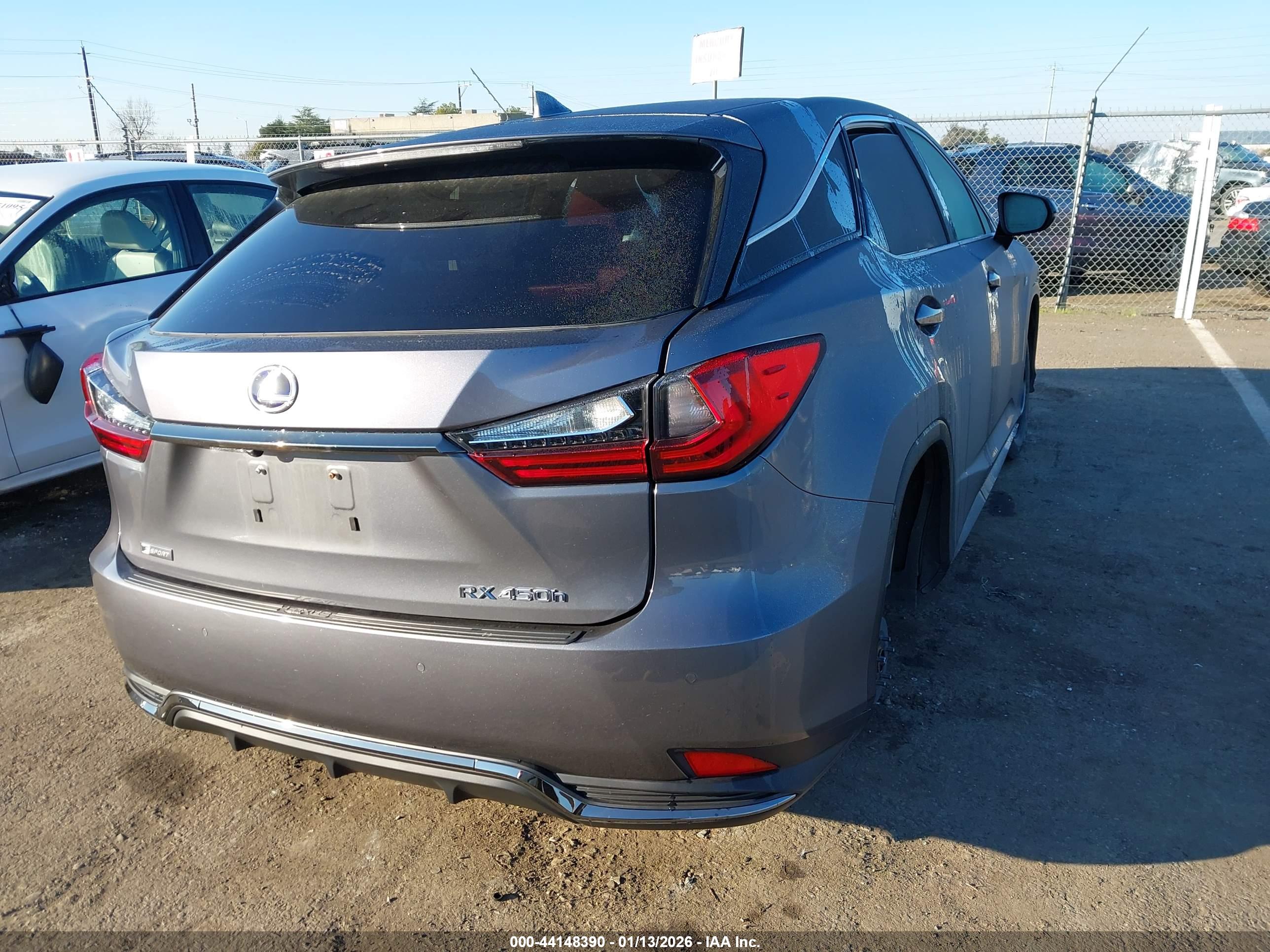 LEXUS RX image 4