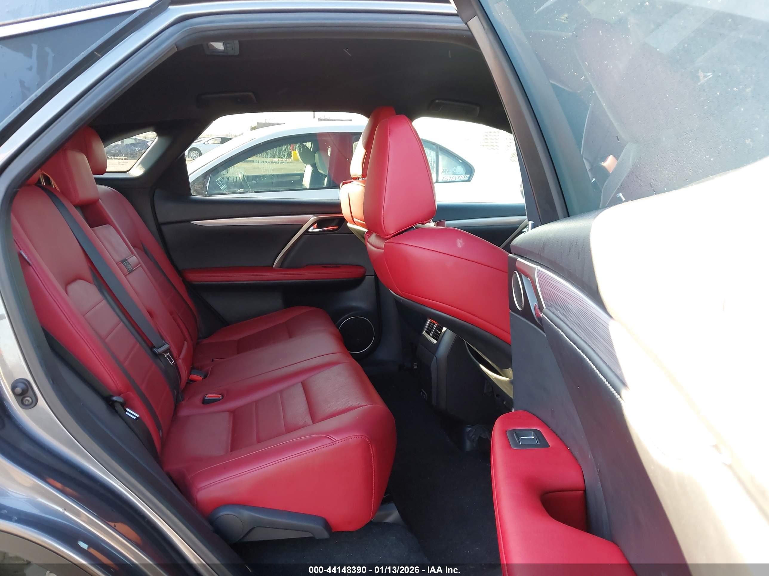 LEXUS RX image 8