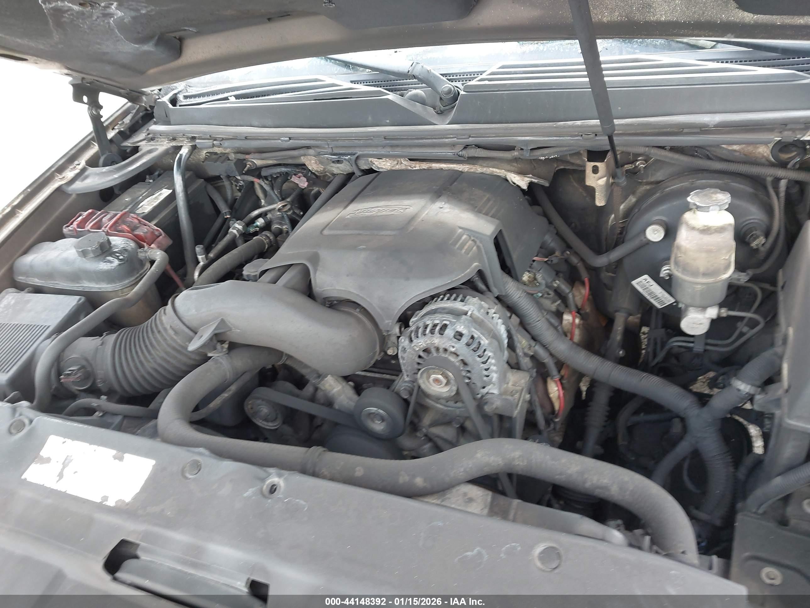 CHEVROLET TAHOE image 10